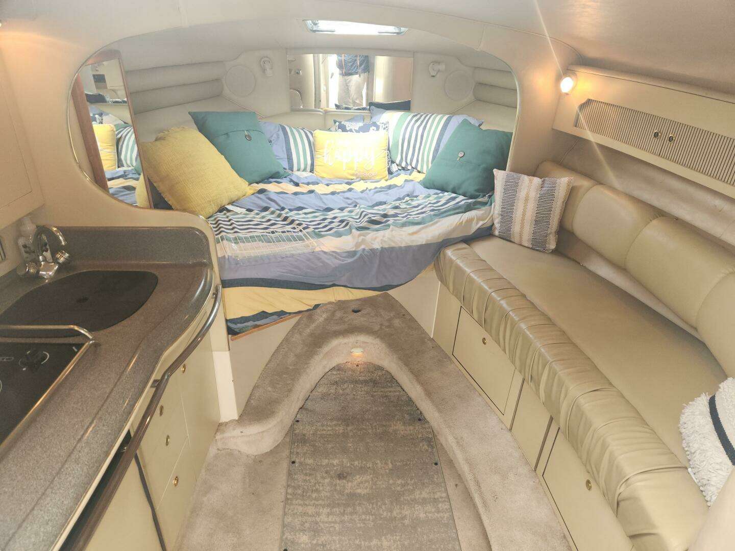 1998 Sea Ray Sundancer - Image 13