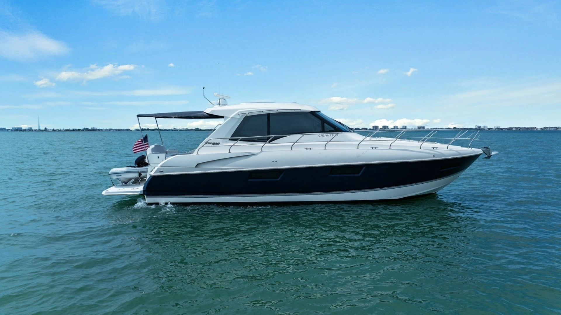 2014 Cruisers Yachts 48 Cantius - Image 54