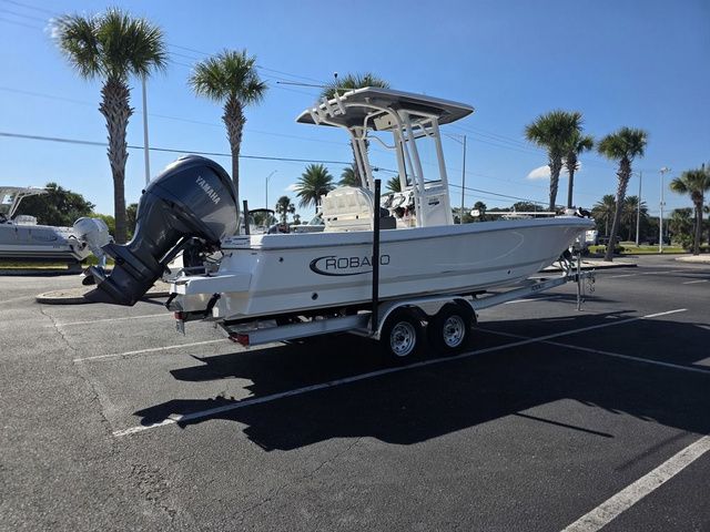 2023 Robalo 246 Cayman - 5