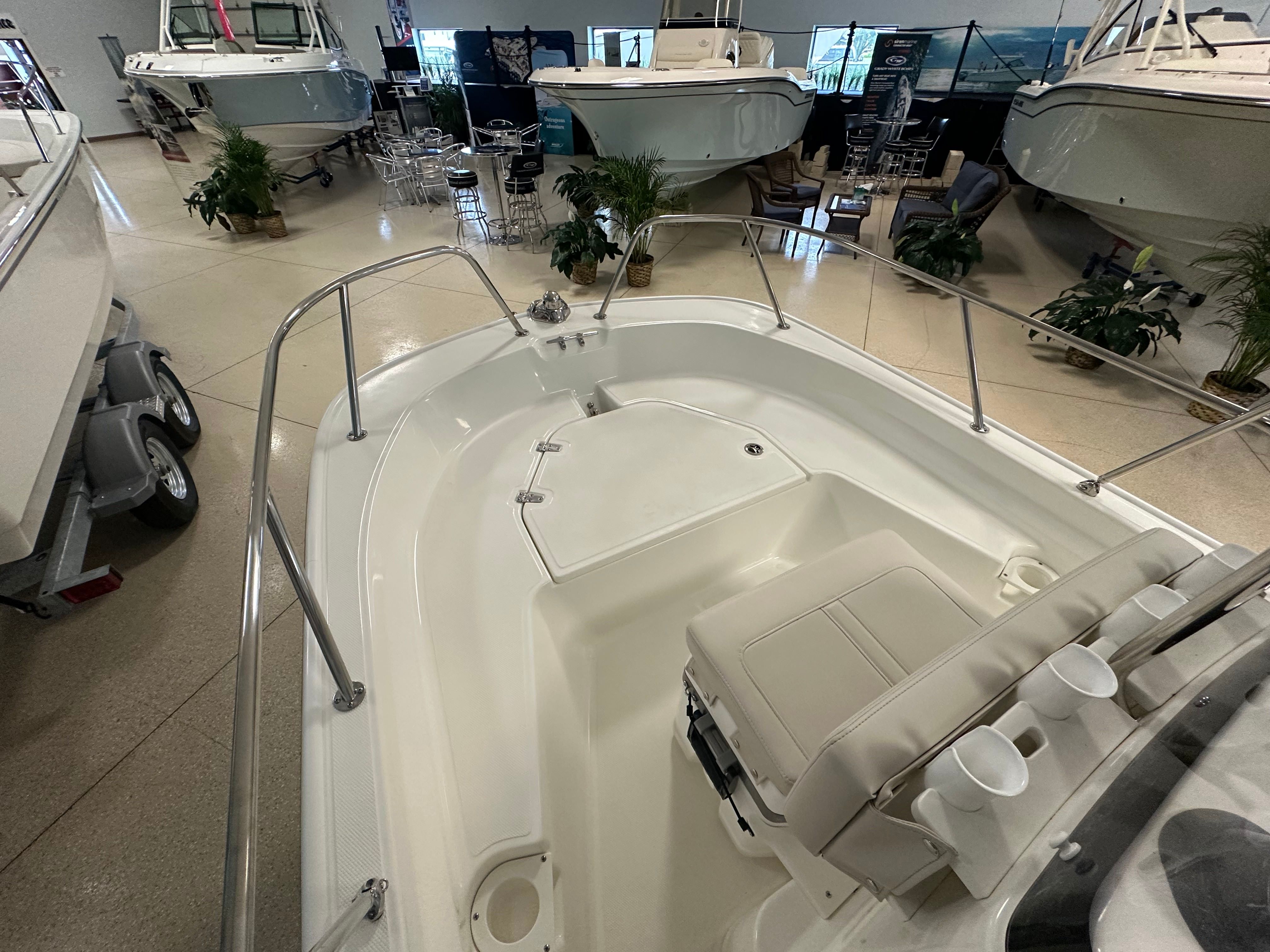 2026 Boston Whaler 150 Montauk - 7
