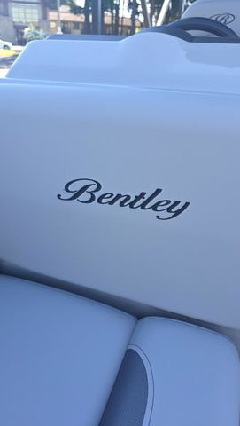 2026 Bentley Pontoons BENTLEY BOLT-223 With 150Hp Mercury Four-Stroke Mo - 18