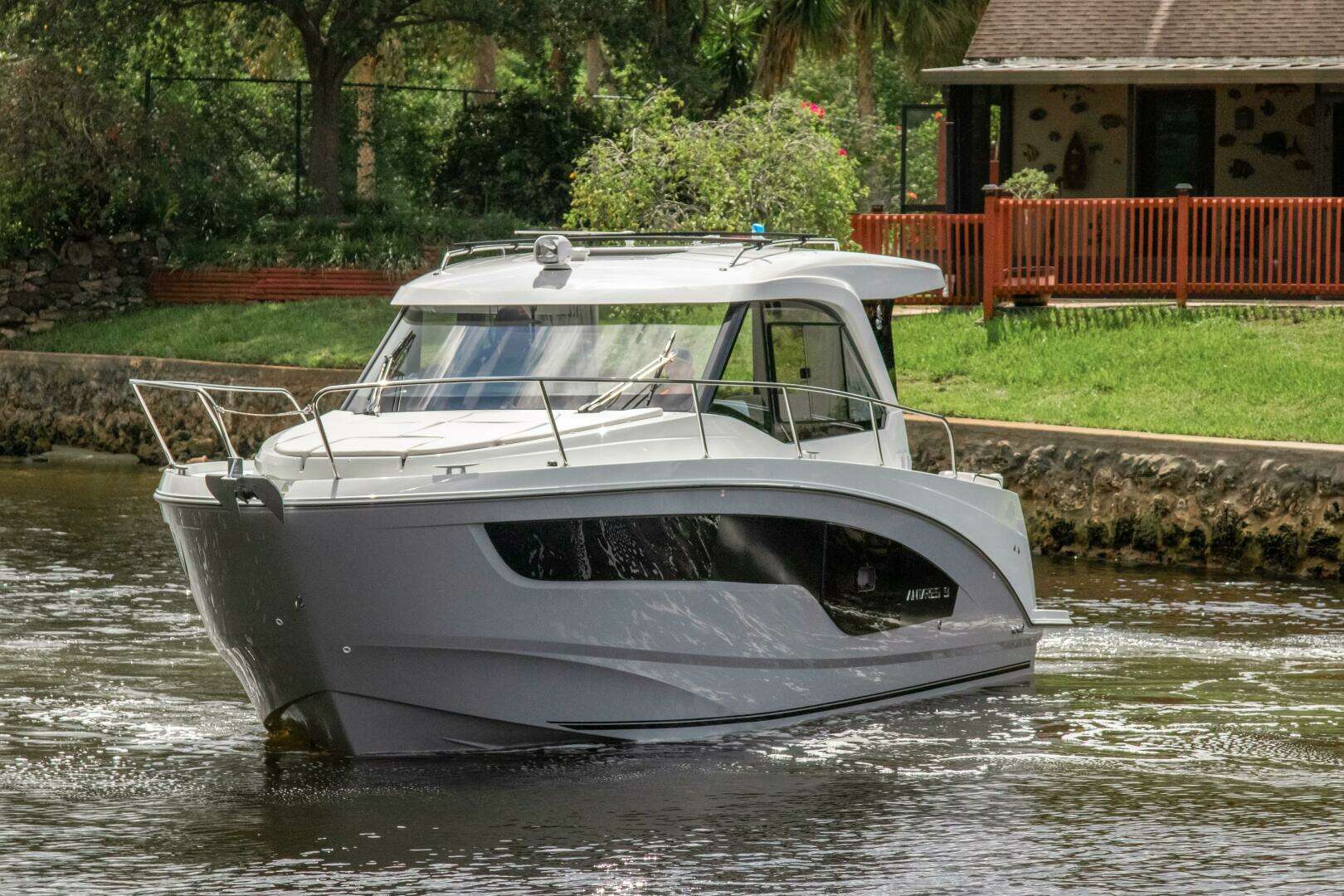 2026 Beneteau Antares 9 - Image 2