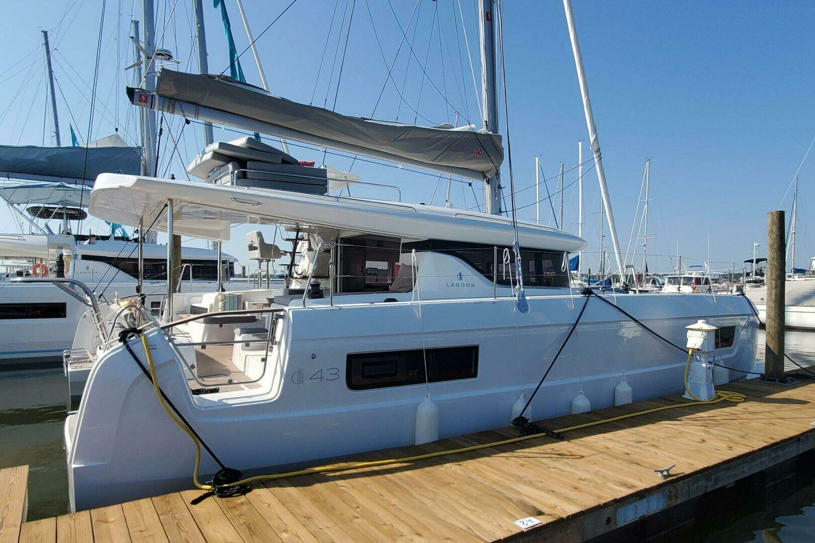 2026 Lagoon 43 Owner's Version - Image 2