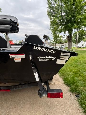 The image shows the rear of a 2020 Bass Tracker Pro 175TXW boat on a trailer.