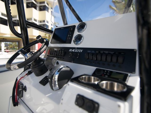 2026 Blackfin 222 CC - 8