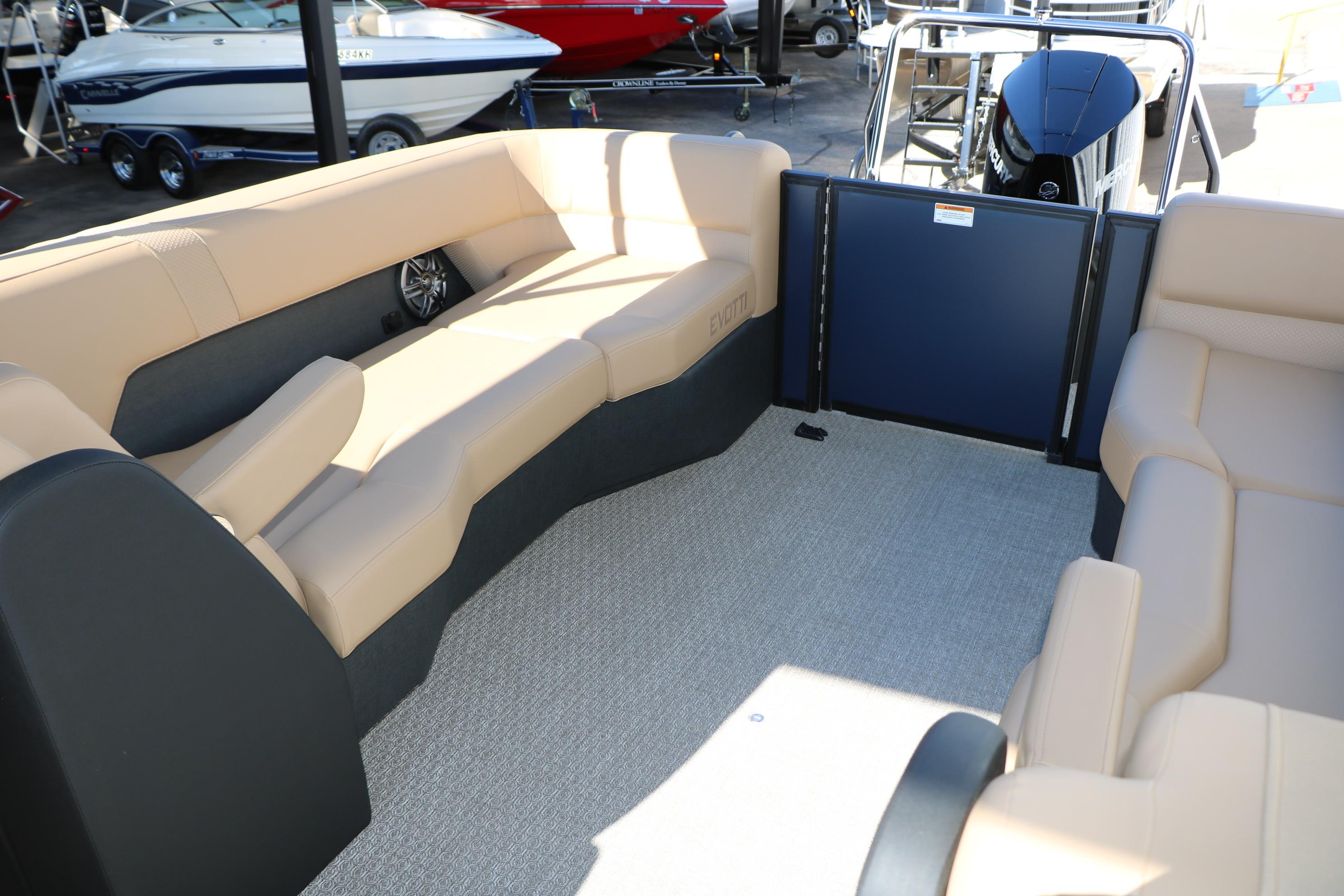 Luxurious seating area on 2026 Evotti 525 QL Tri-Toon boat.