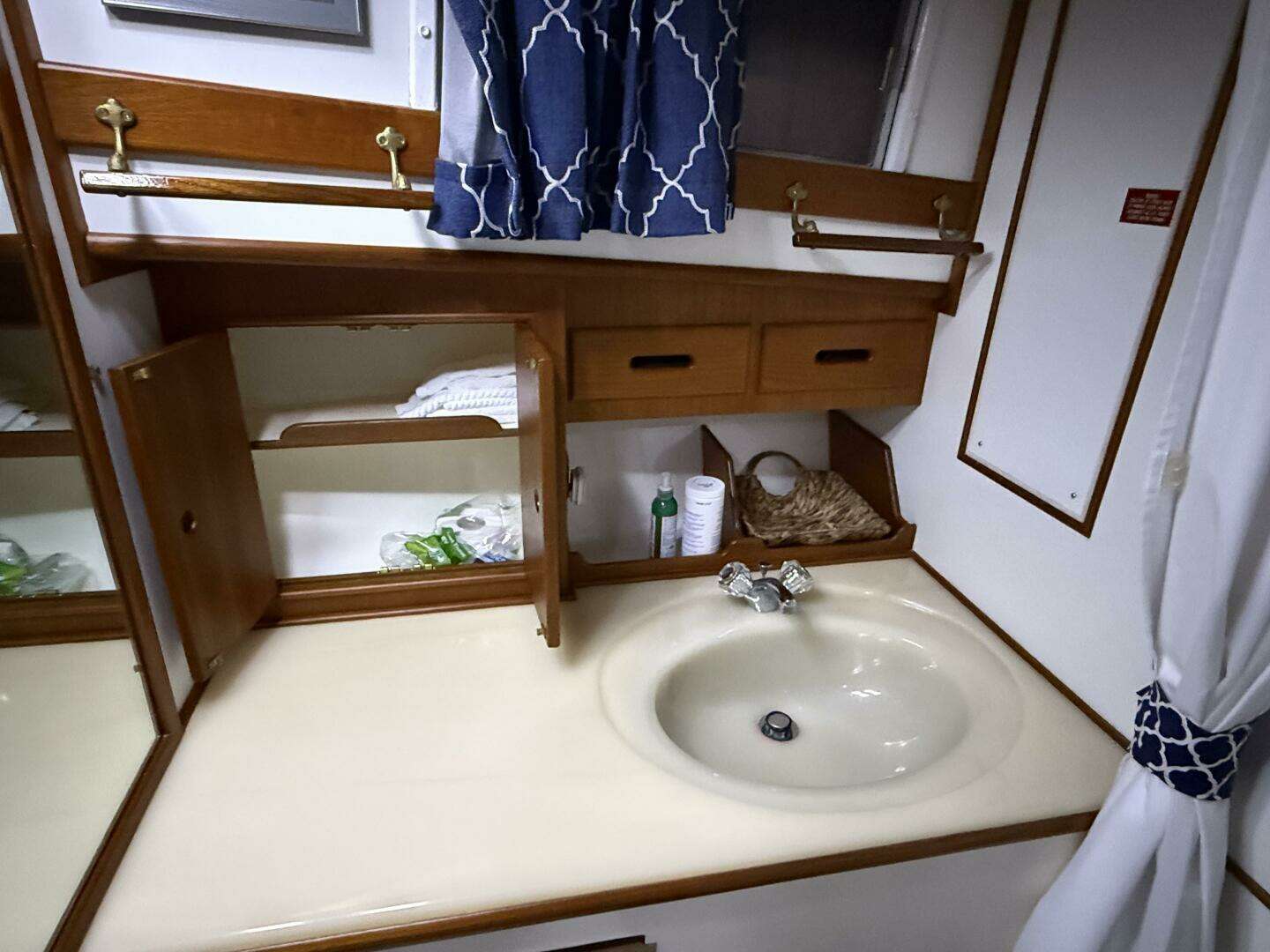 1991 Grand Banks 42 Classic - Image 72