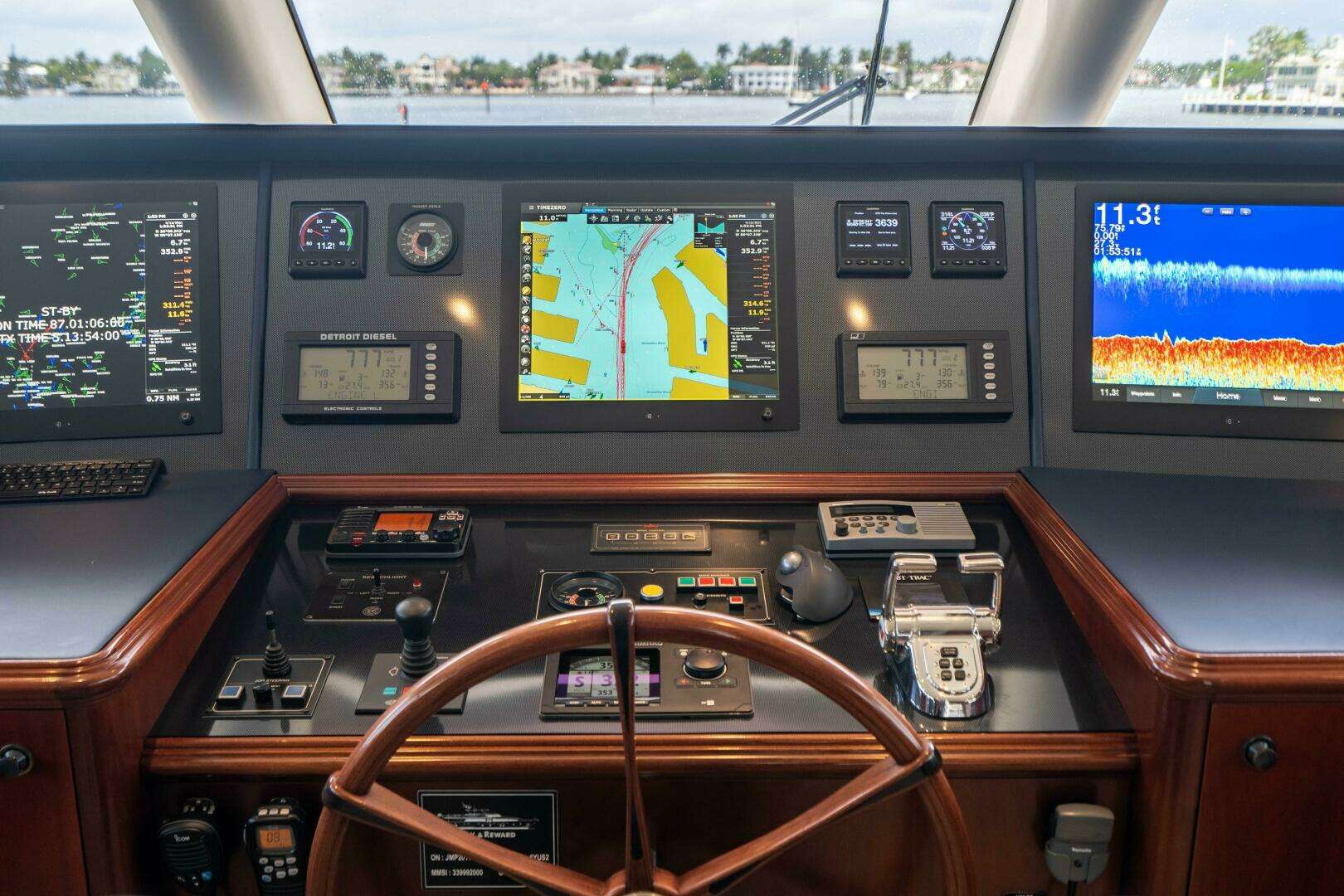 2004 Crescent Raised Pilothouse - Image 42