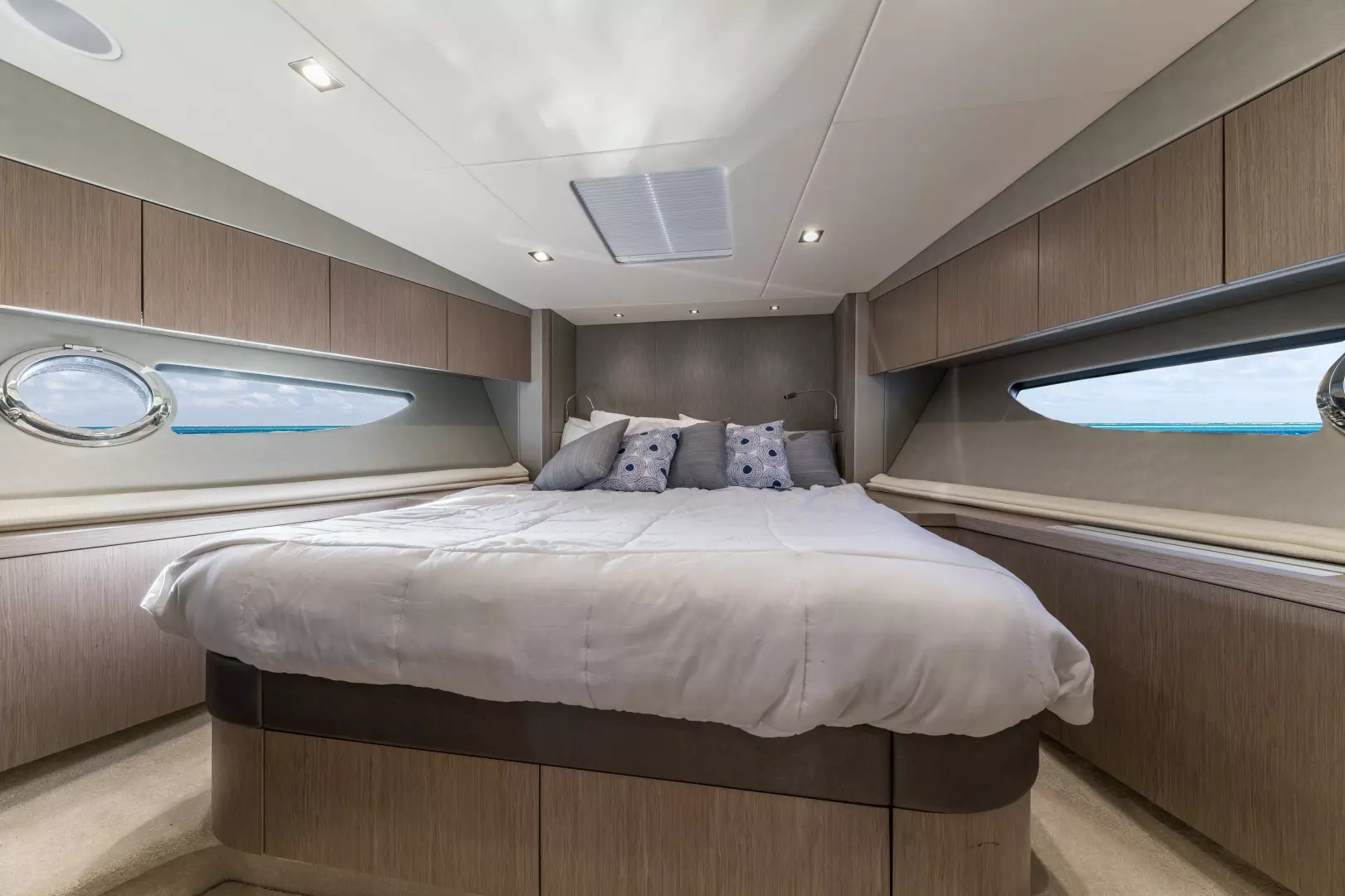 2017 Sunseeker Predator - Image 43