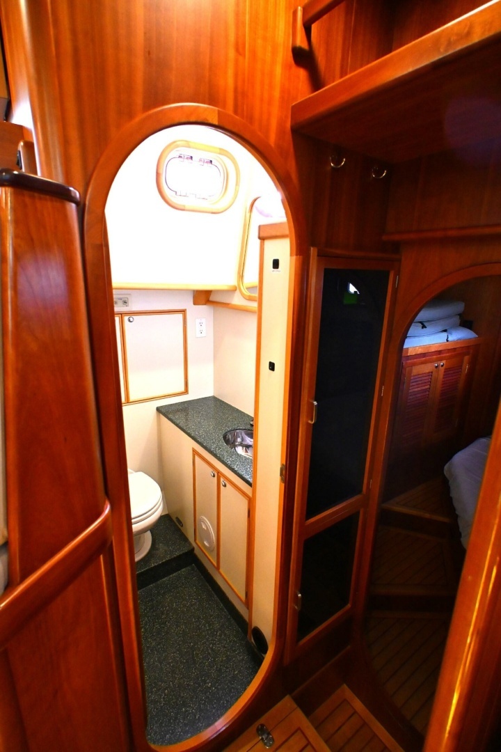 2006 Waterline 50 - Image 47