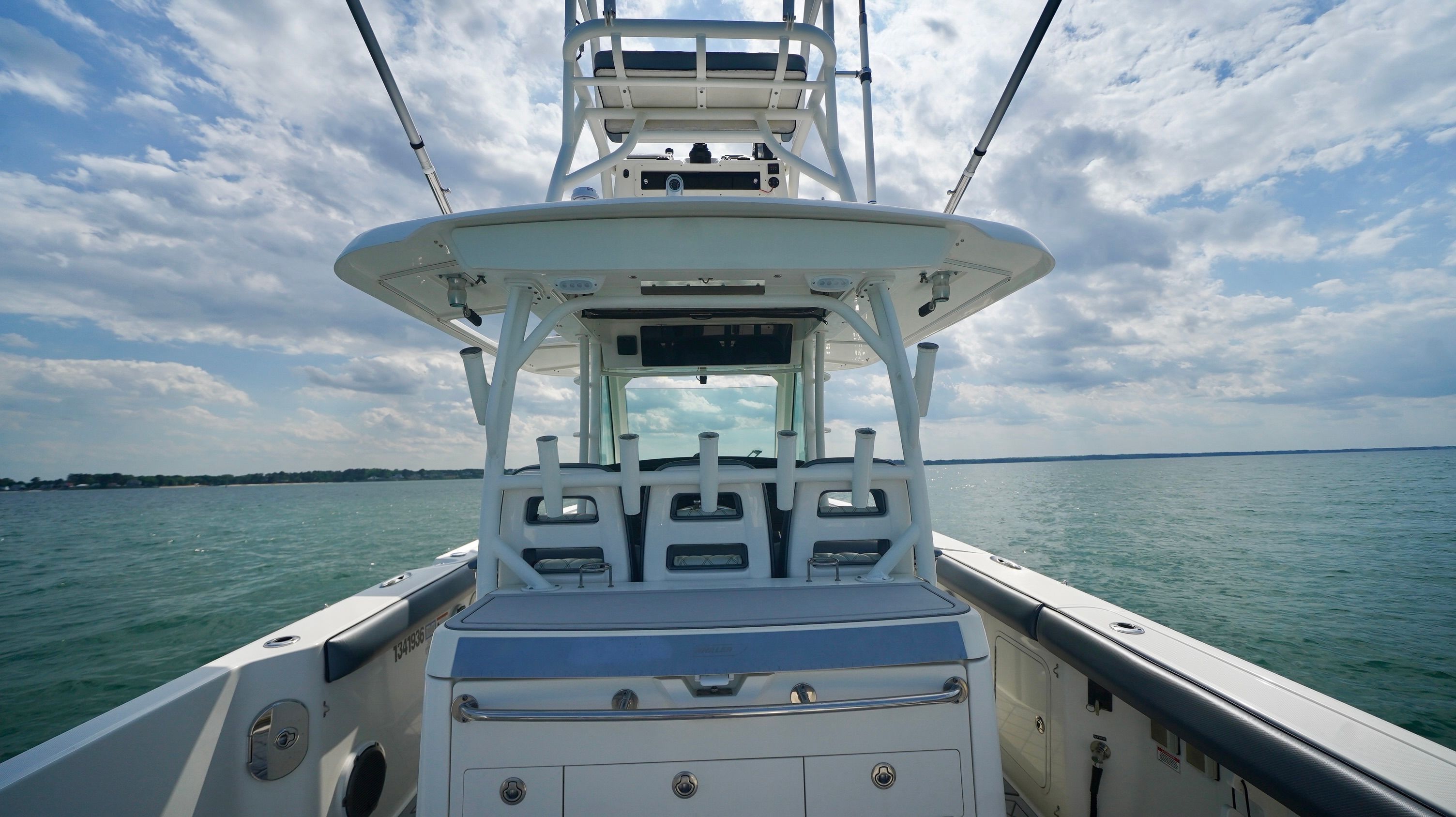 2013 Boston Whaler 350 Outrage - 60