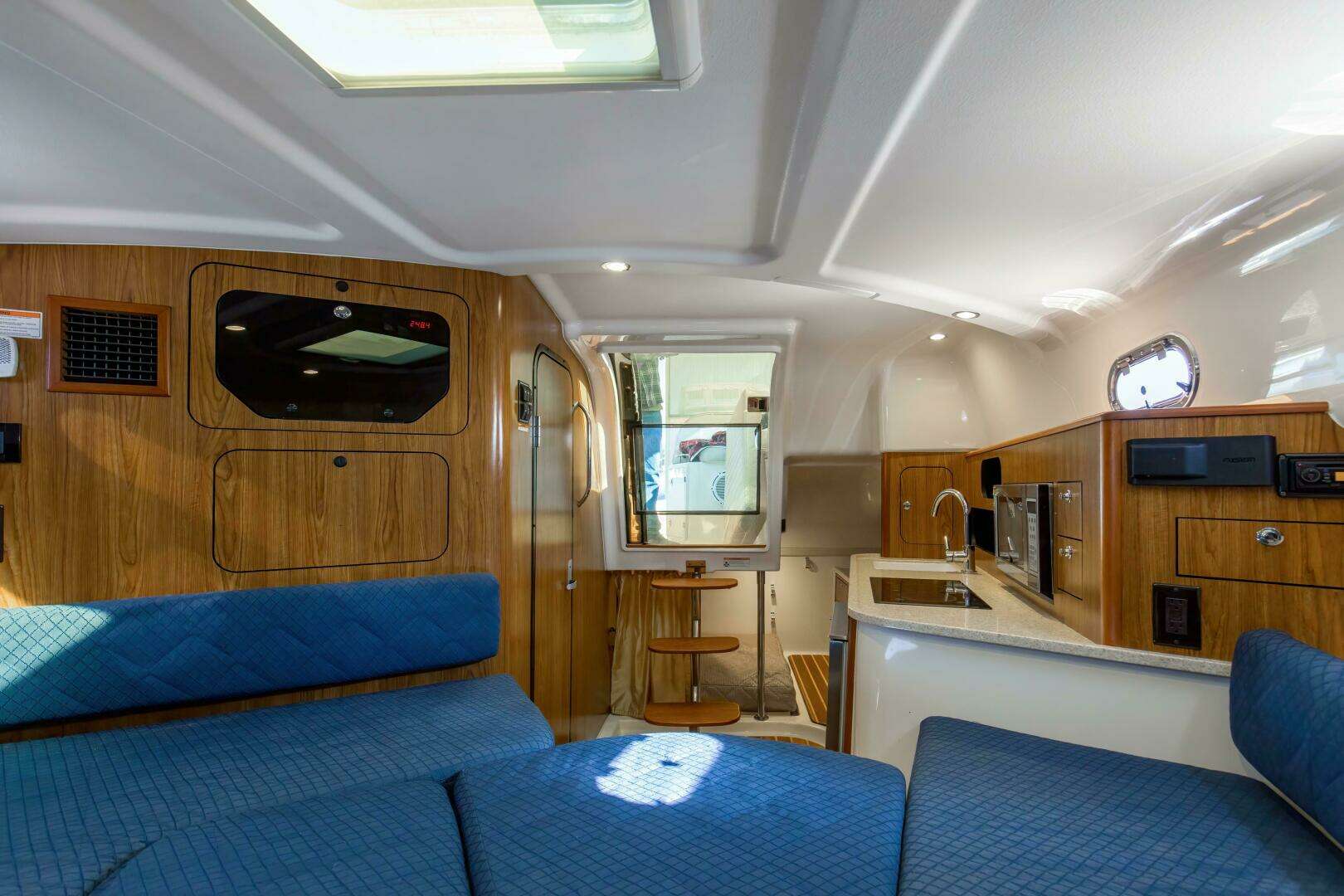 2012 Pursuit OS 345 Offshore - Image 25