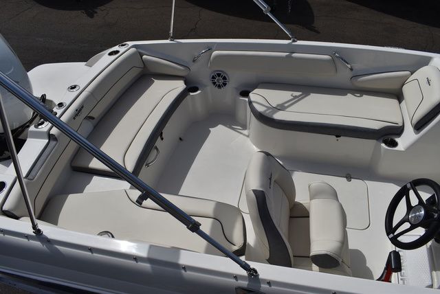 2024 Stingray 182 SC - 13