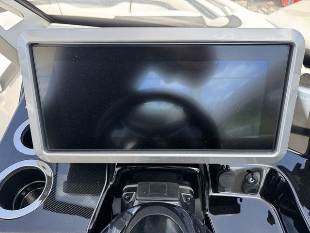 2026 Yamaha Boats 275SD - 25