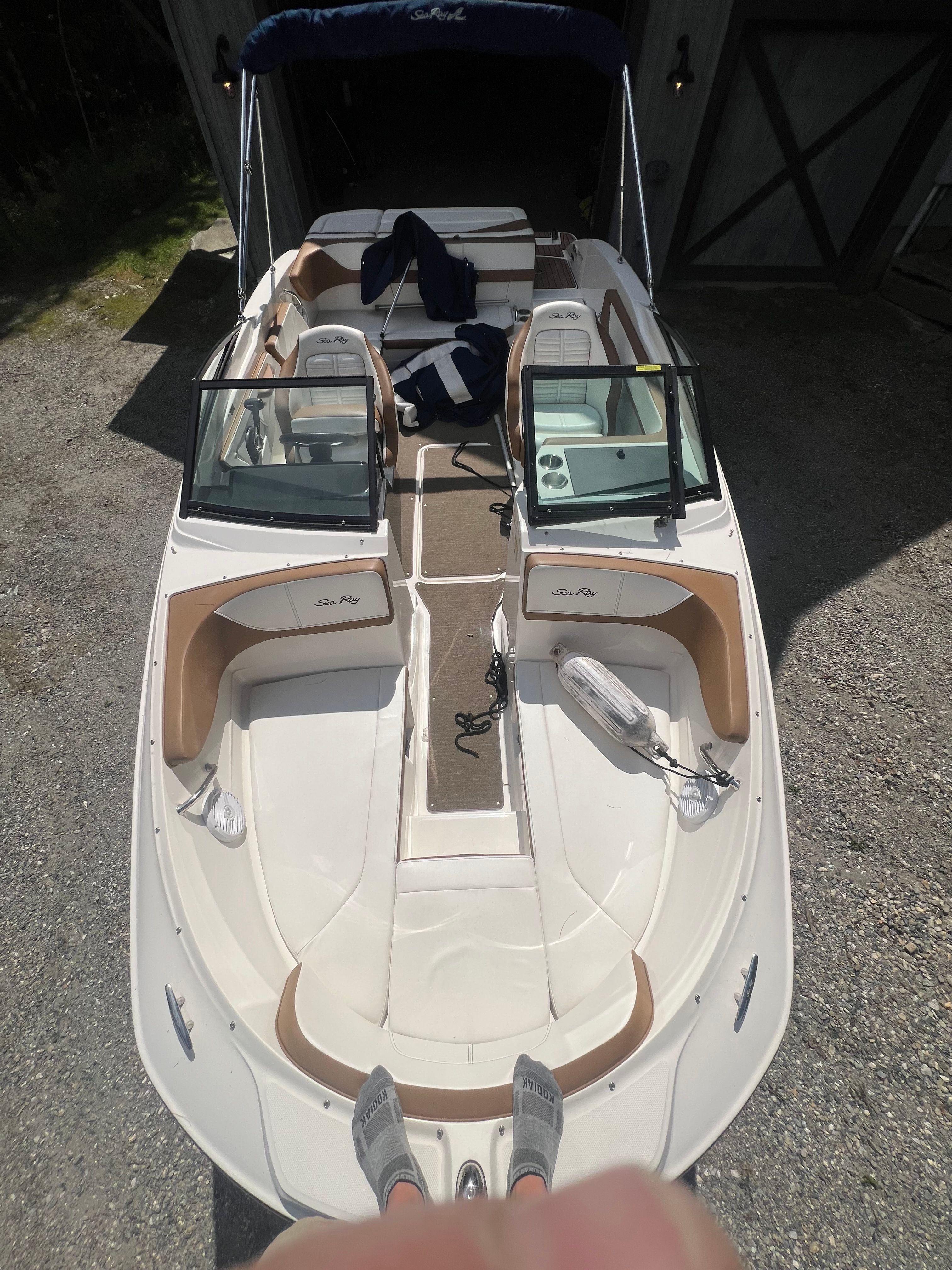2018 Sea Ray SPX 210 - 10