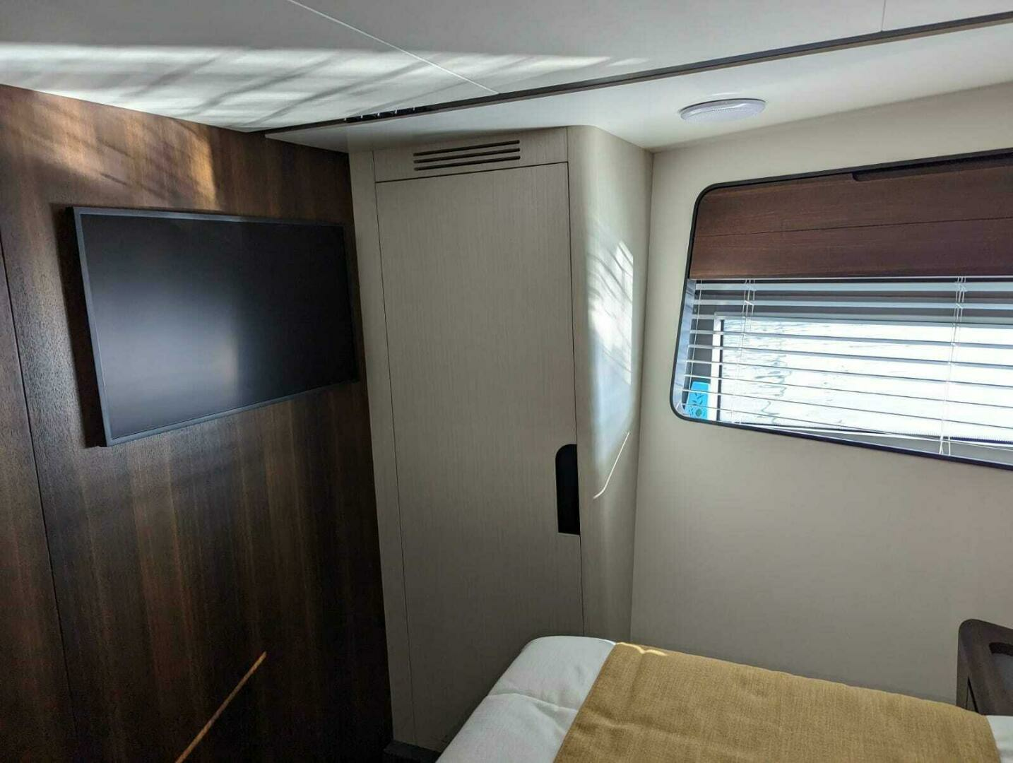 2024 Astondoa As5 - Image 31