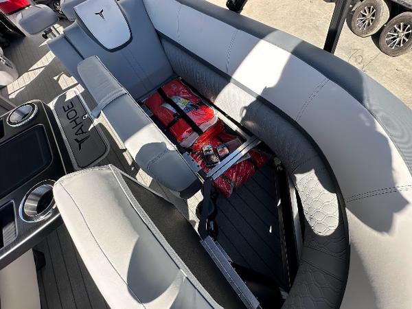2025 Tahoe Pontoon 2585 LTZ Entertainer interior with storage and seating.