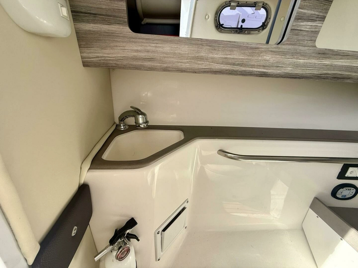 2018 Edgewater 248 CX - Image 23
