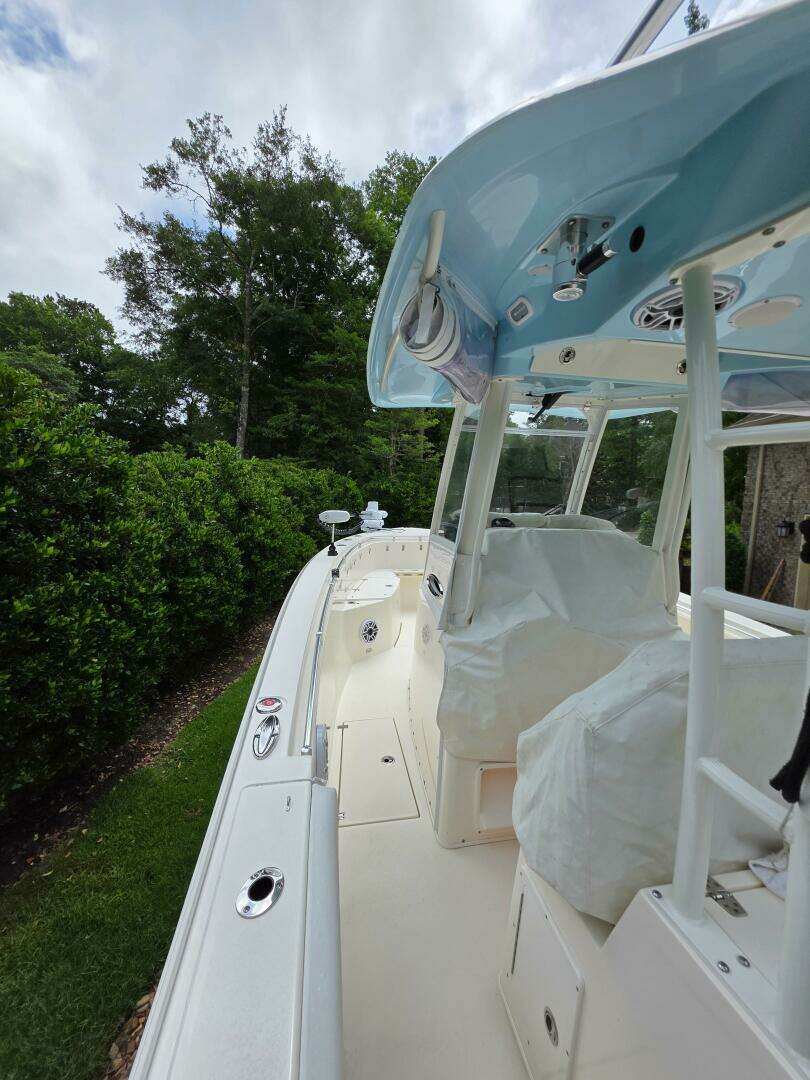 2021 Cobia 301 Center Console - Image 29