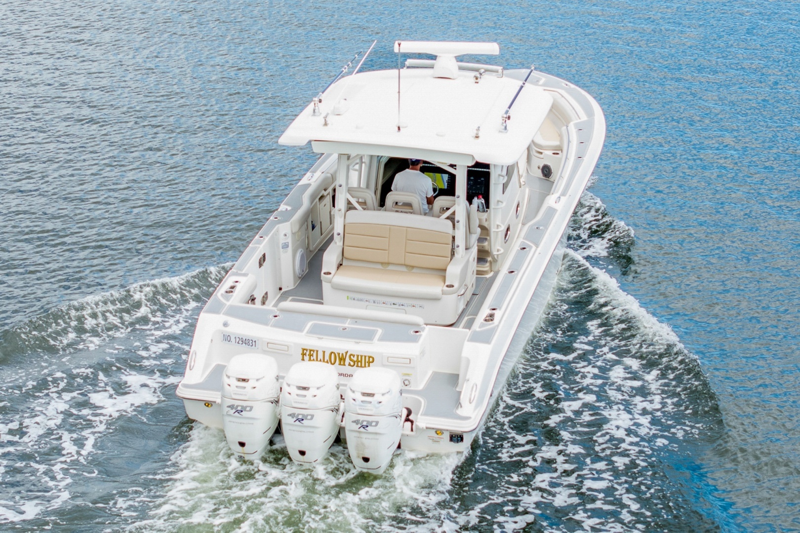 2018 Boston Whaler 380 Outrage - Image 3