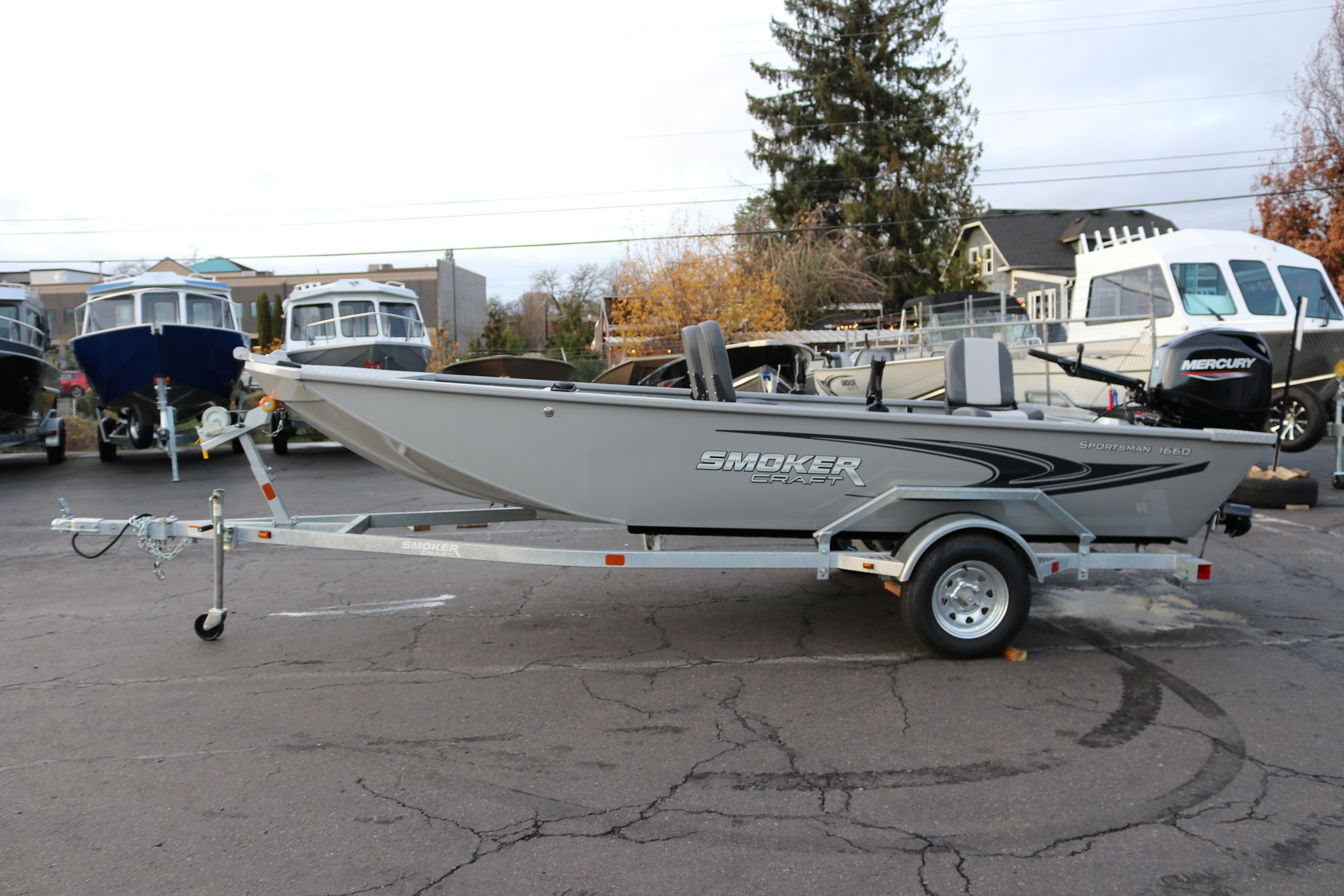 2026 Smoker Craft Sportsman 1660