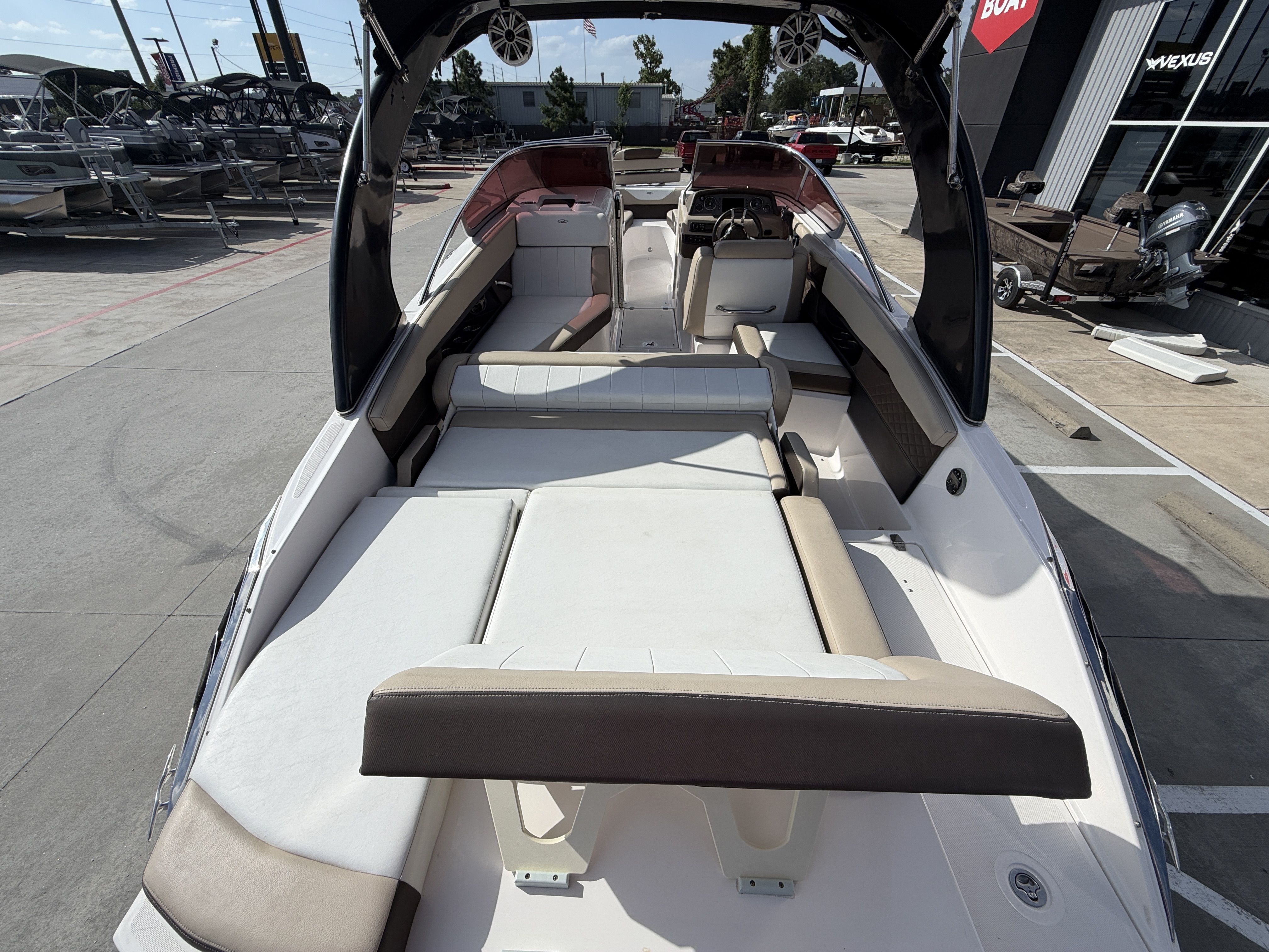 2013 Regal 27 FAST DECK - 36