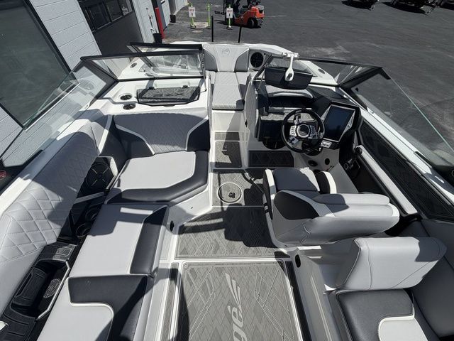 2022 Tigé 22RZX - 11