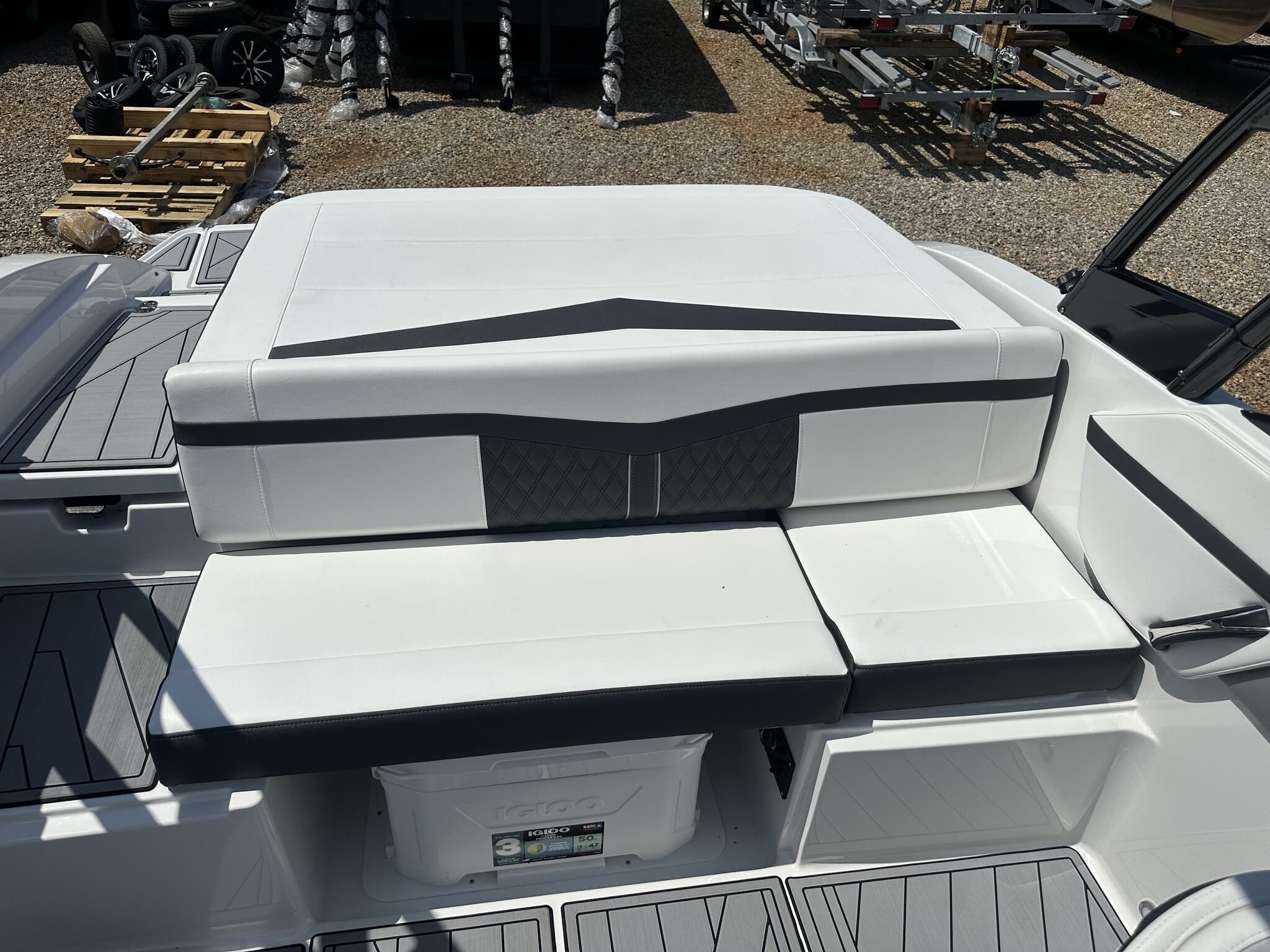 2025 Monterey M-22 - 17