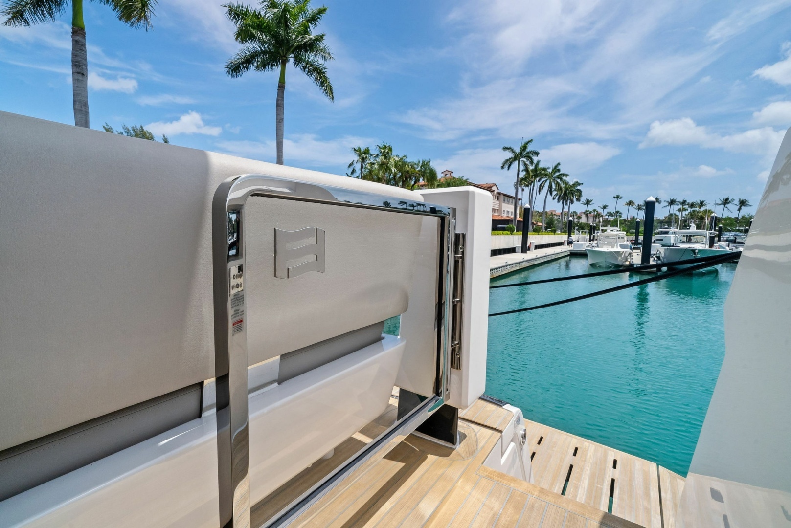 2023 Ferretti Yachts 860 - Image 8