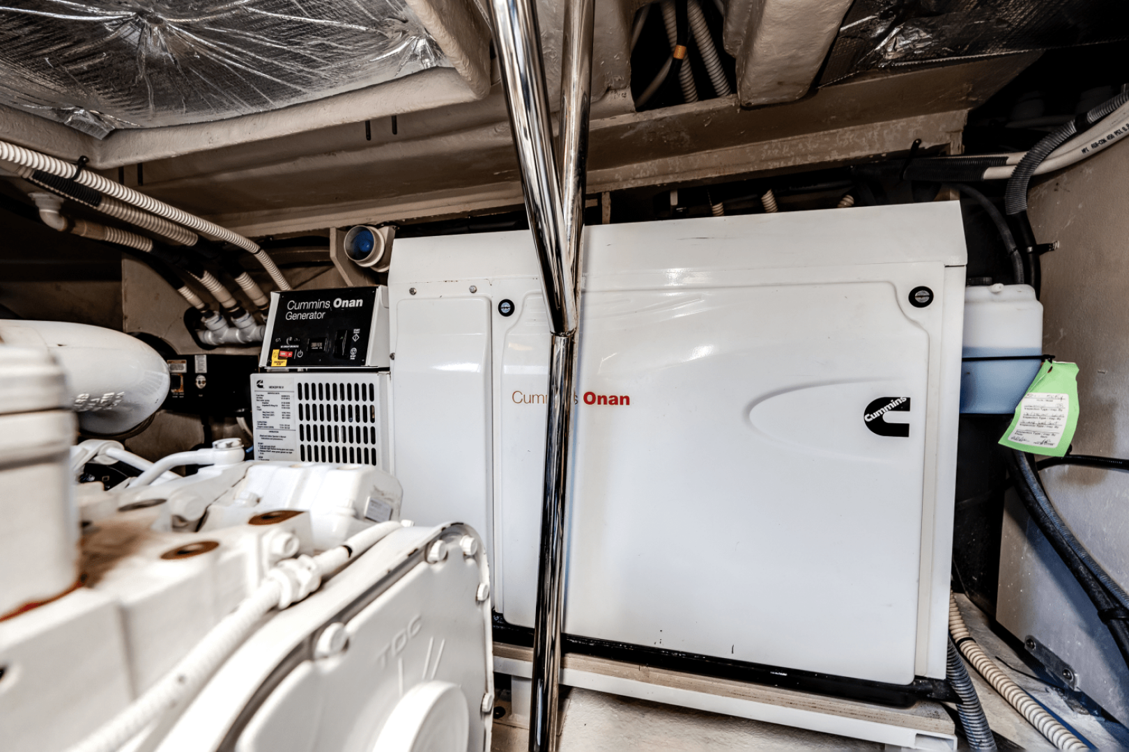 2017 Sea Ray 510 FLYBRIDGE - Image 46