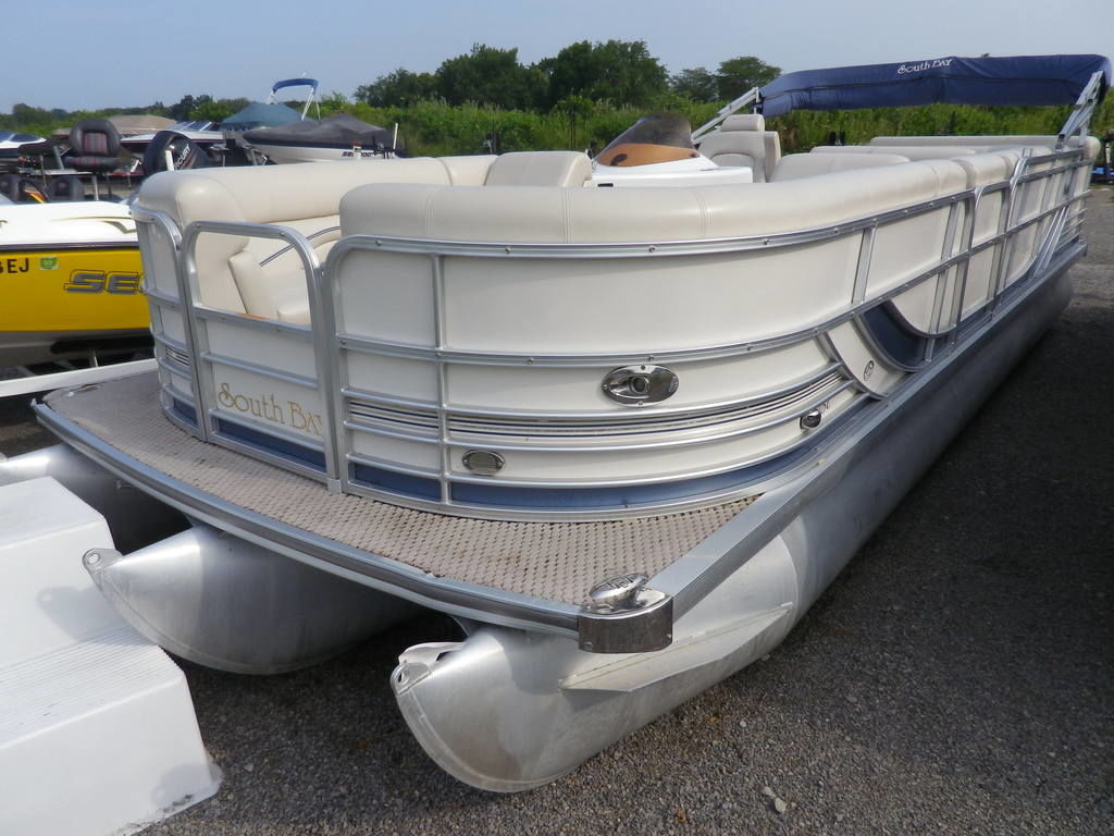 2006 South Bay 925