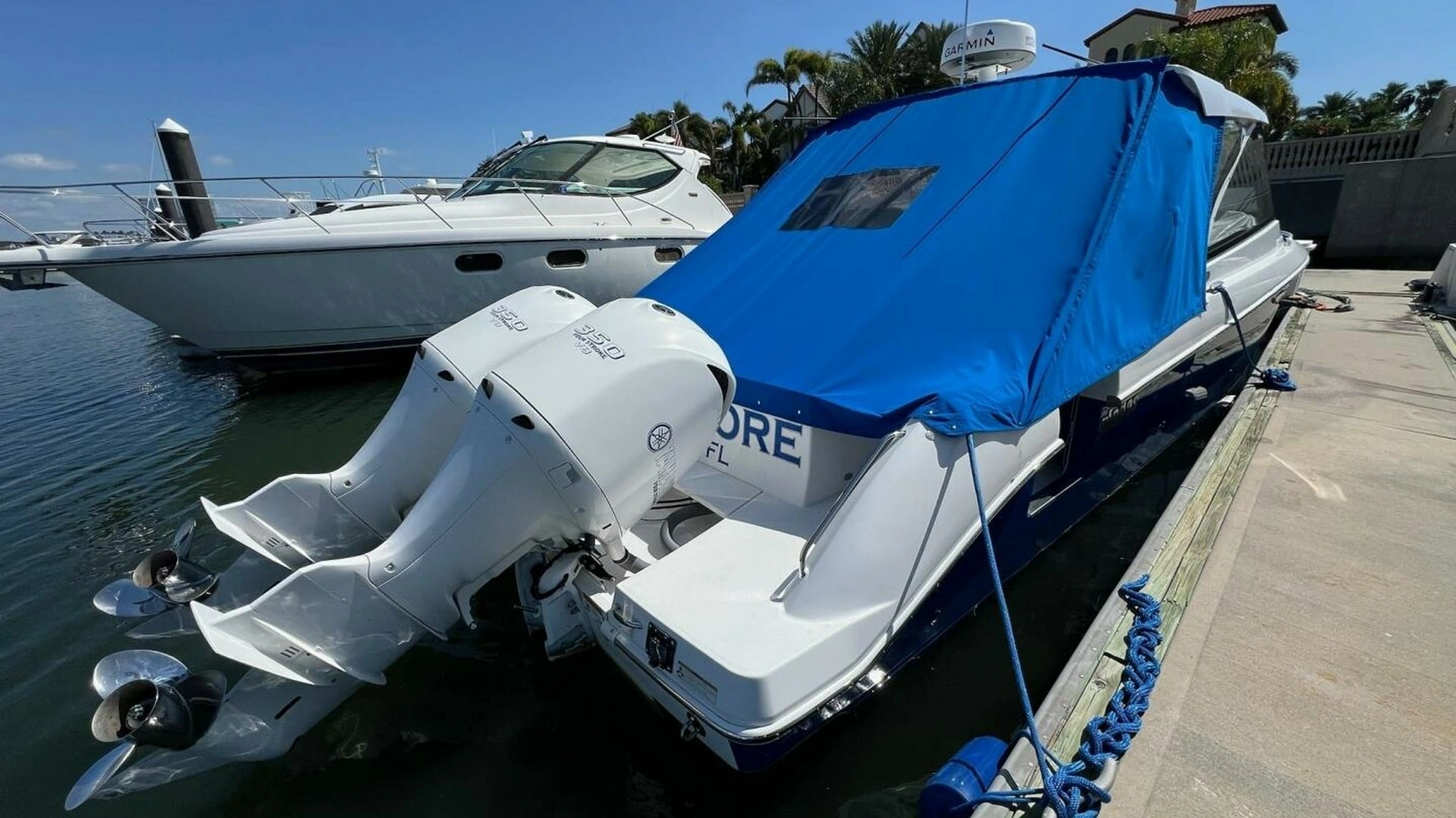 2019 Everglades 340 Dual Console - Image 28