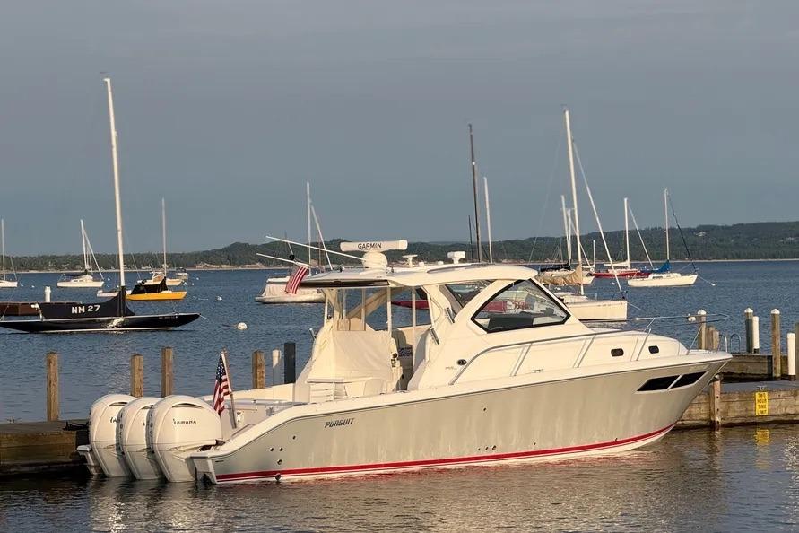 2023 Pursuit OS 355 Offshore