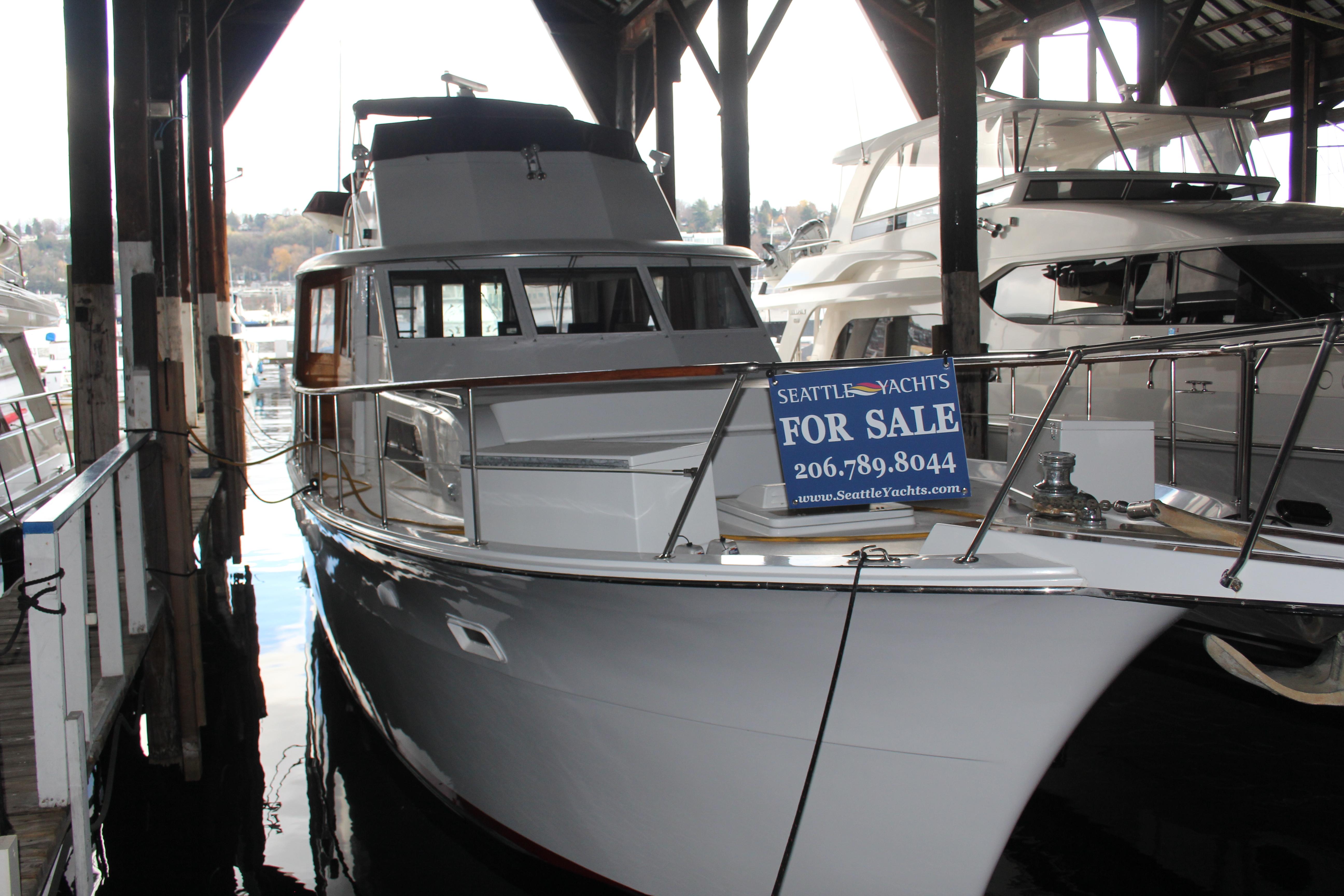 1974 Hatteras 58 Cockpit Motor Yacht