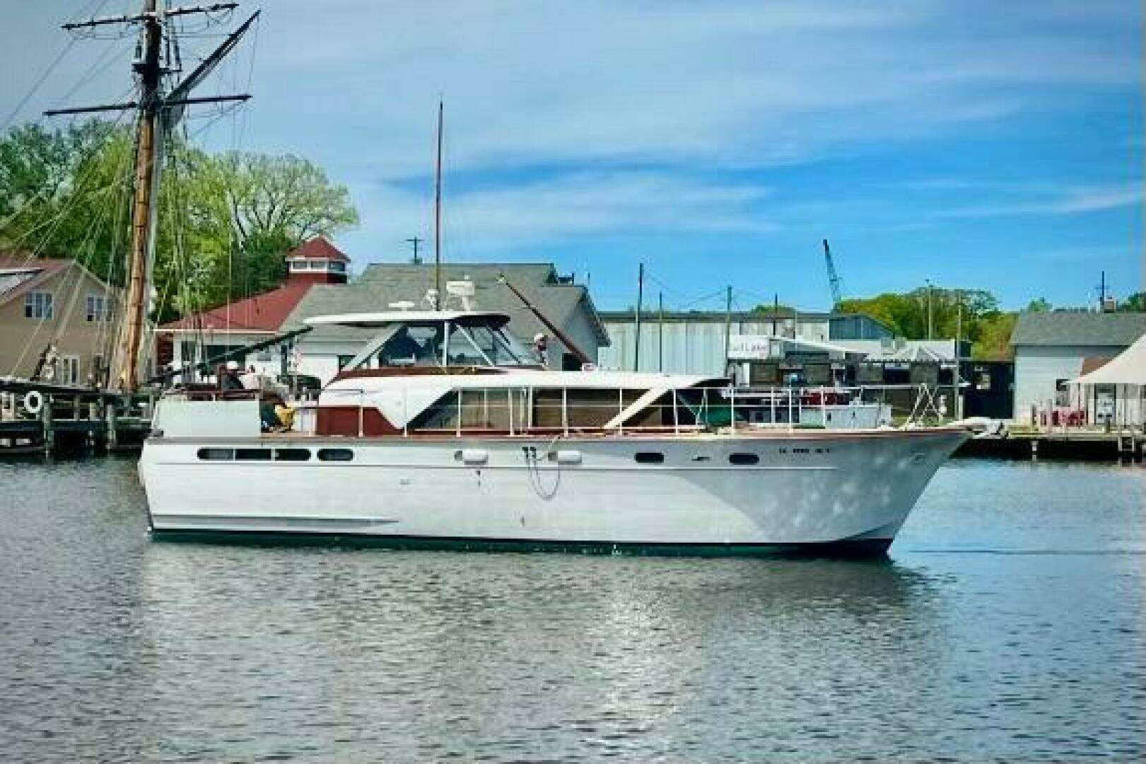 1960 Chris-Craft 45 Constellation - Image 5