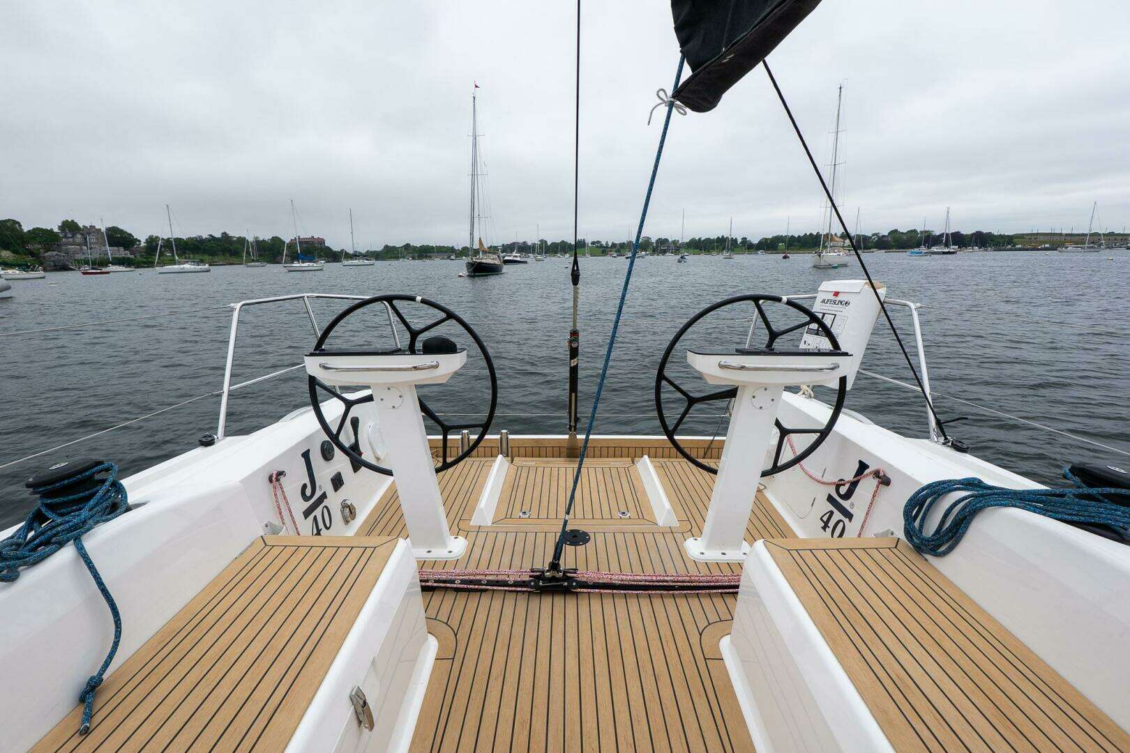 2026 J Boats NEW 2026 - Image 18