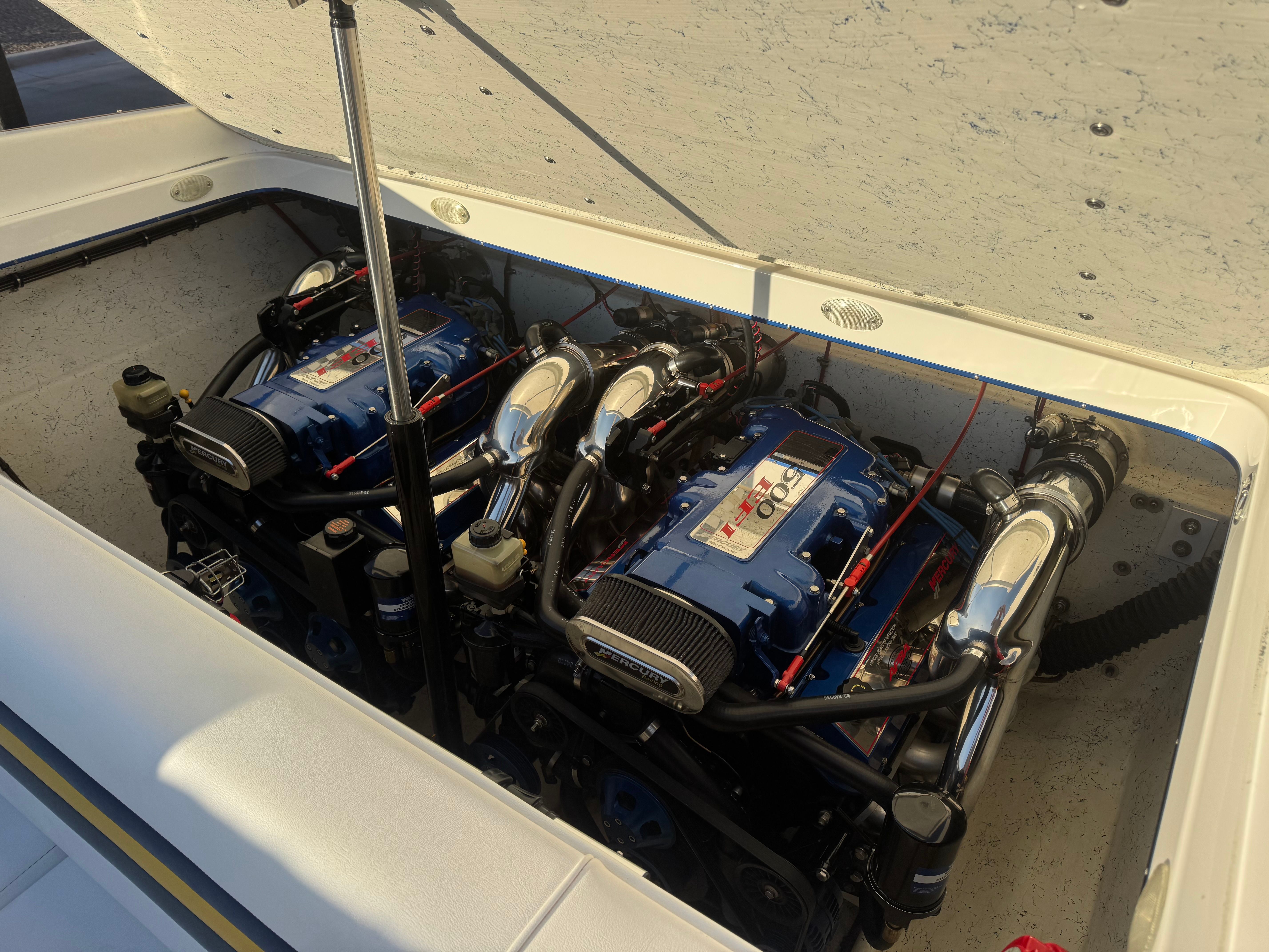 2001 Hallett 30T - 9