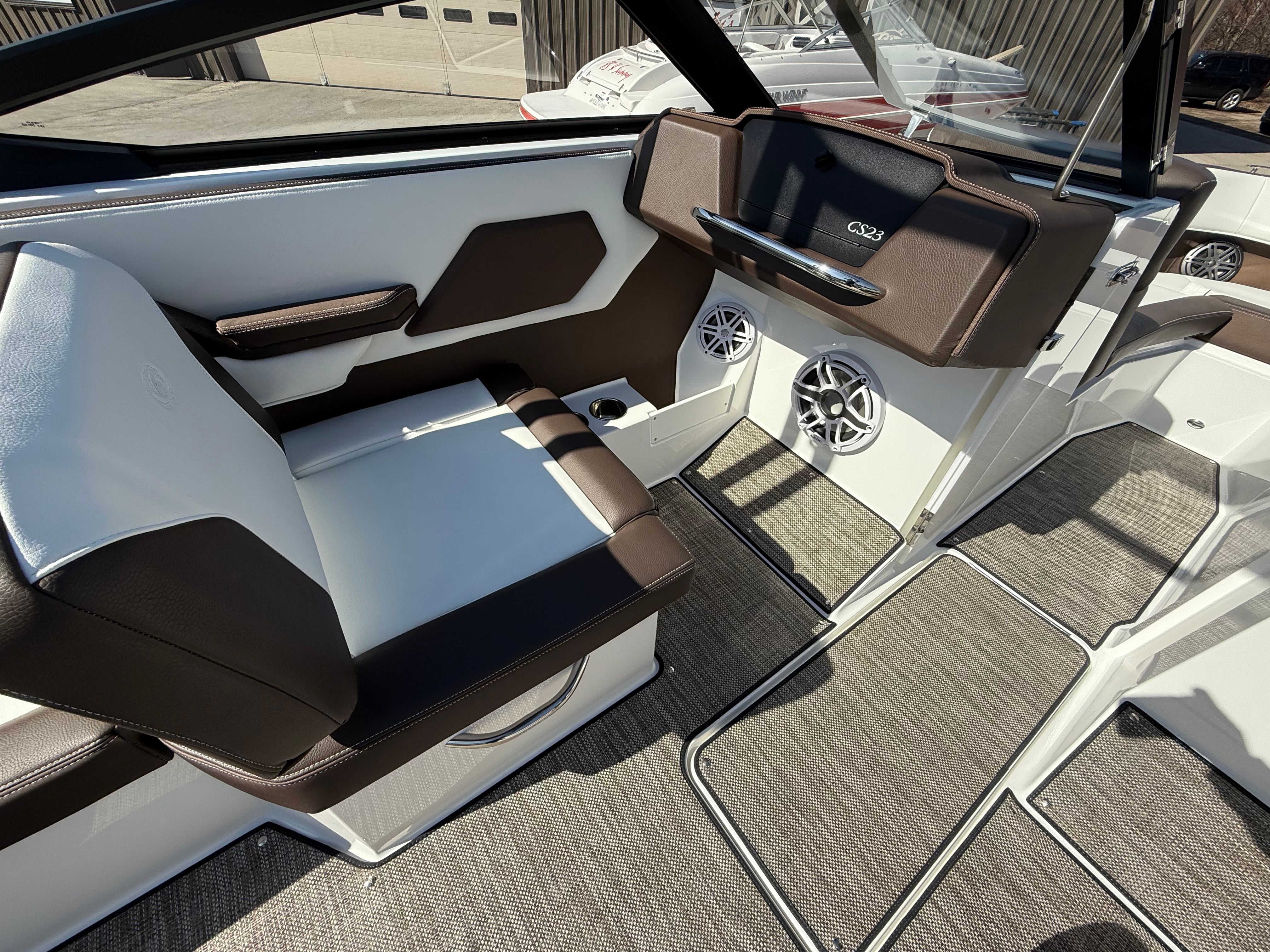 2025 Cobalt CS23 Surf - 10