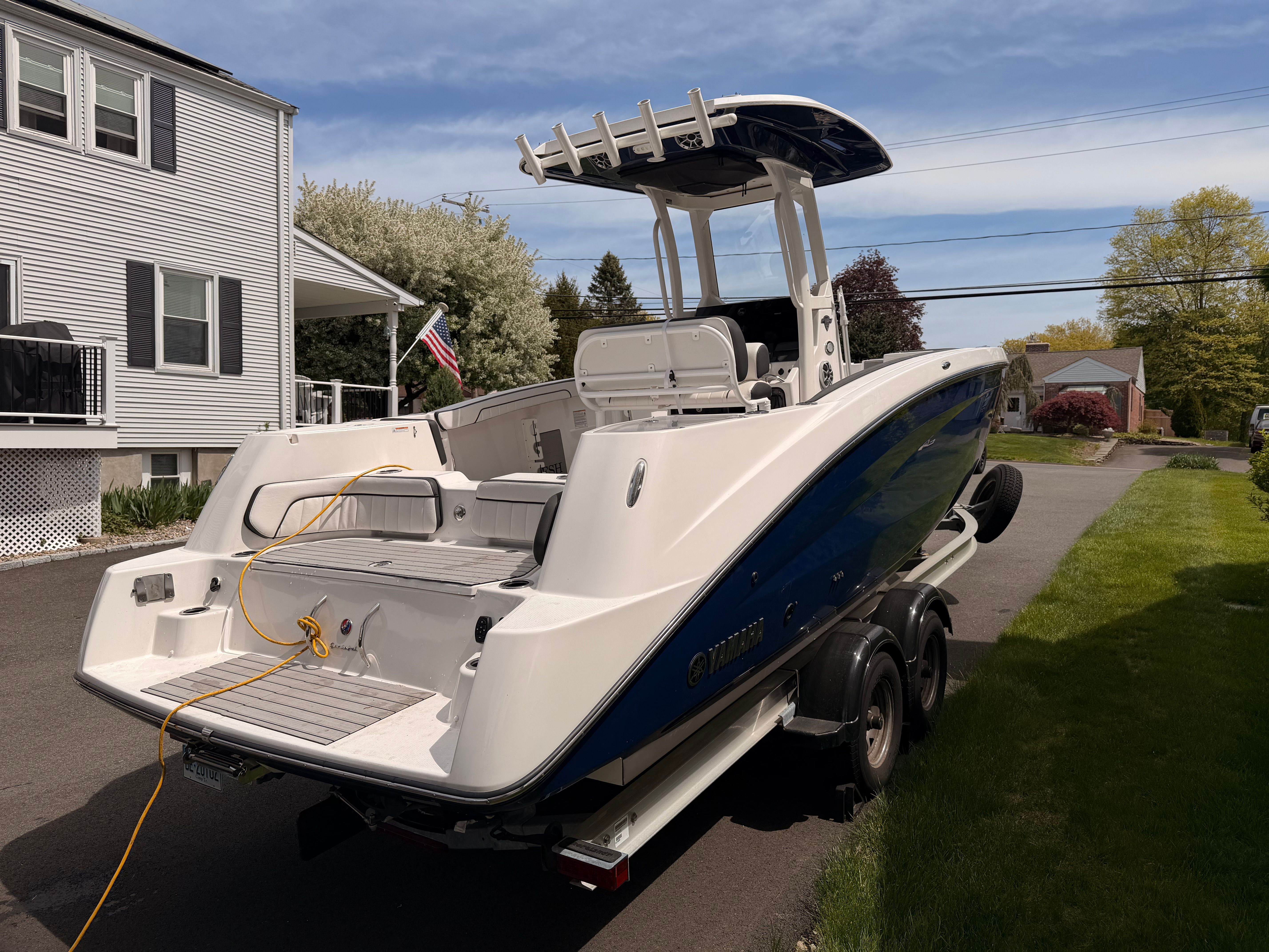 2022 Yamaha Boats 255 FSH Sport E - 7