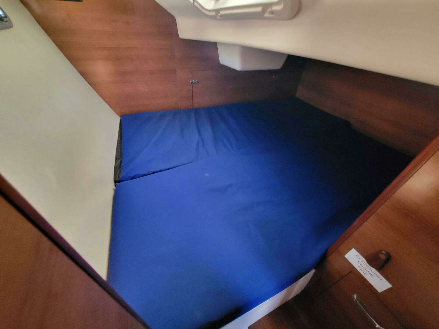 2013 Hunter 33 - Image 9
