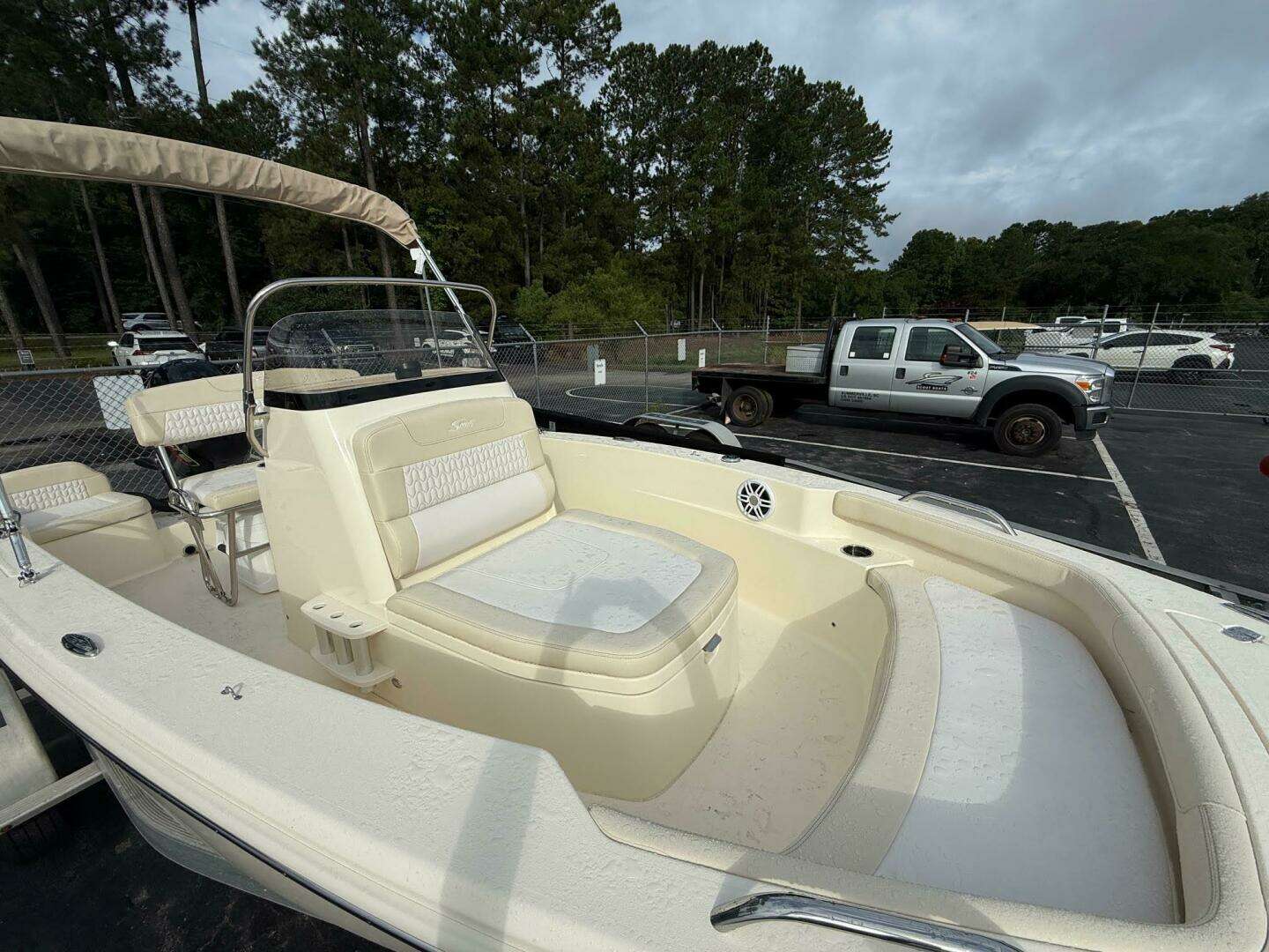 2026 Scout 188 Sportfish - Image 9
