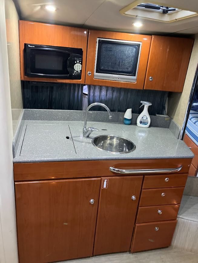 2006 Formula 31 Performance Cruiser - 18