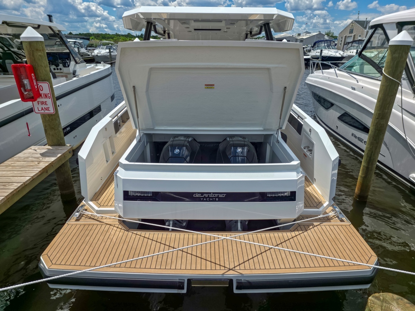 2026 De Antonio Yachts D32 - Image 16