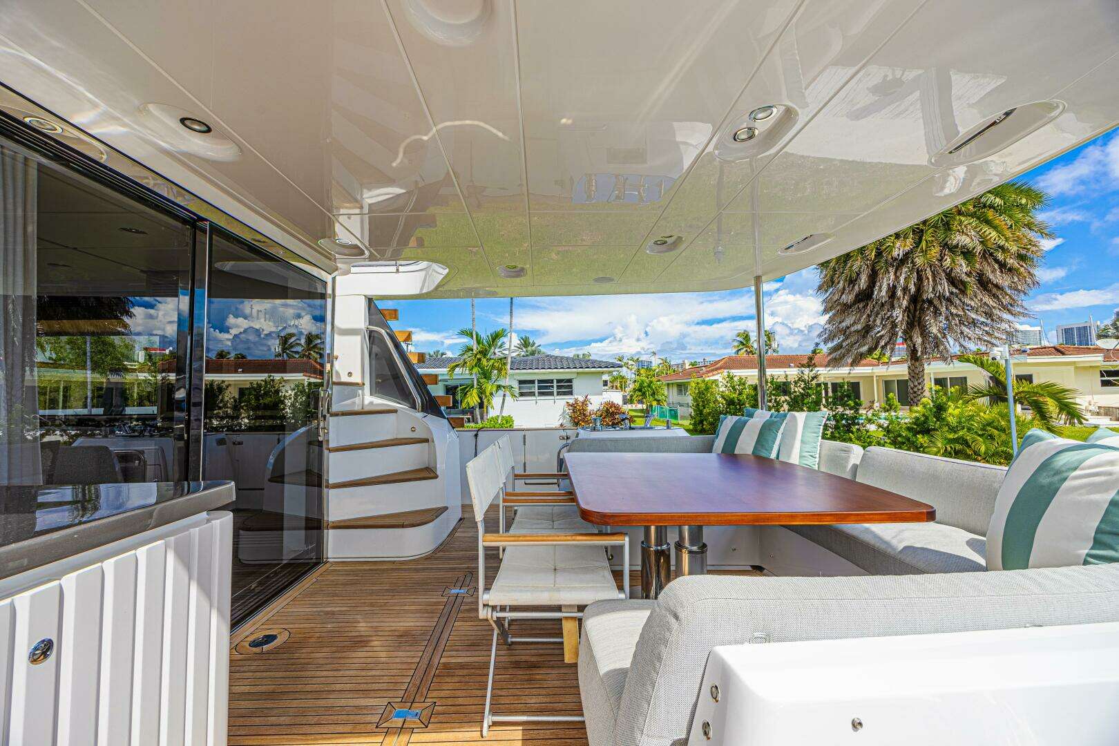 2022 Azimut Magellano 66 - Image 26