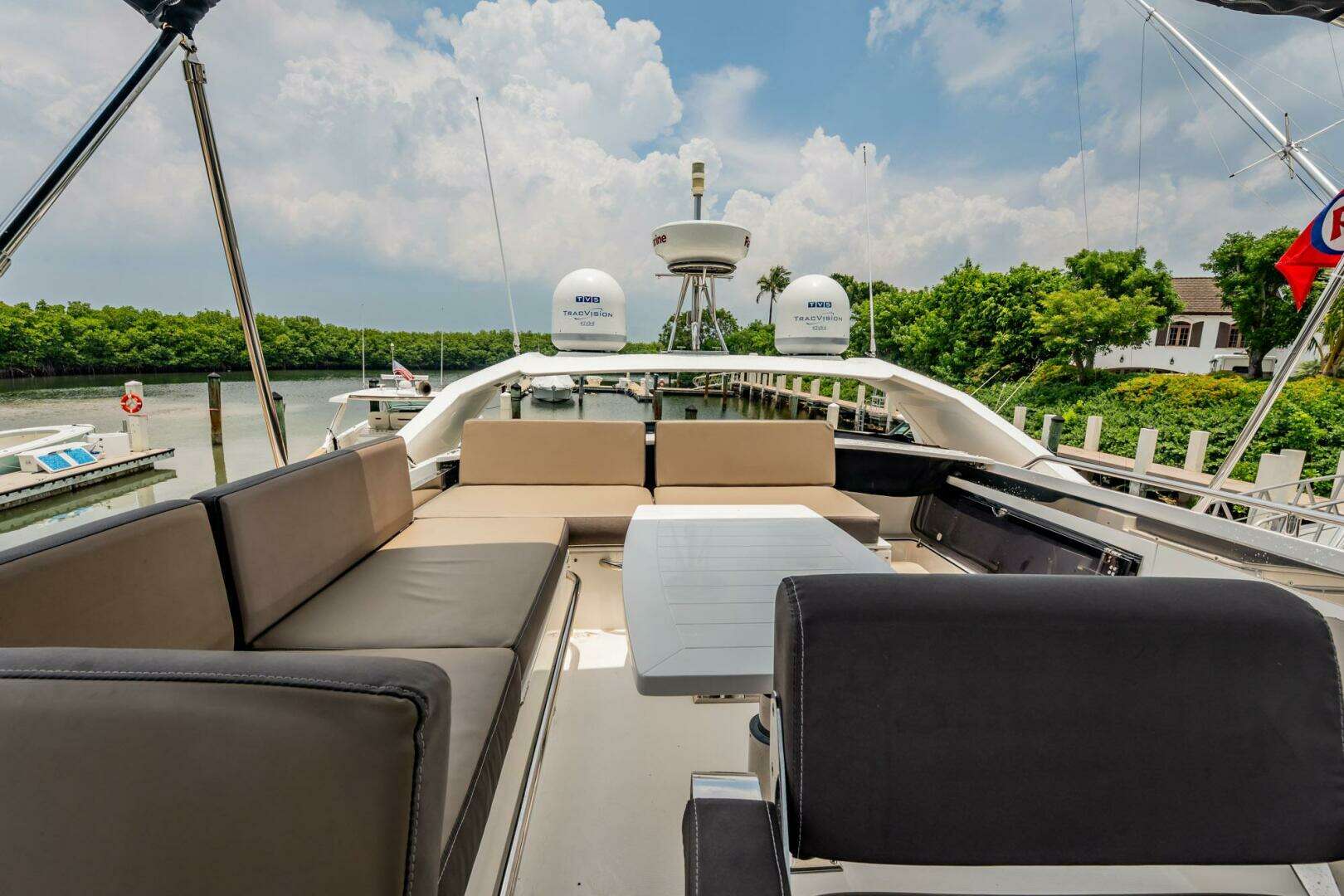 2017 Galeon 510 Skybridge - Image 61