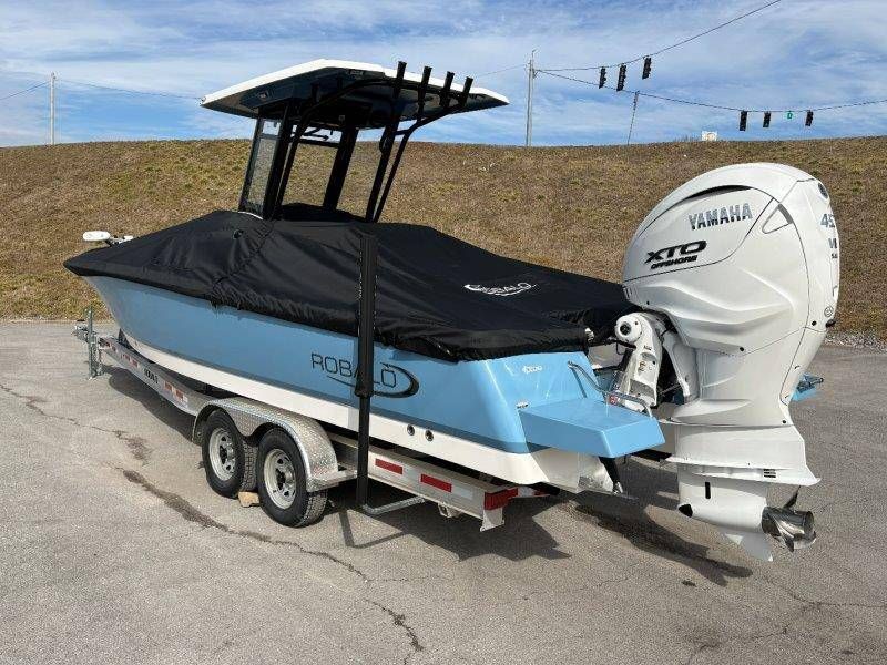 2026 Robalo 266 Cayman - 94