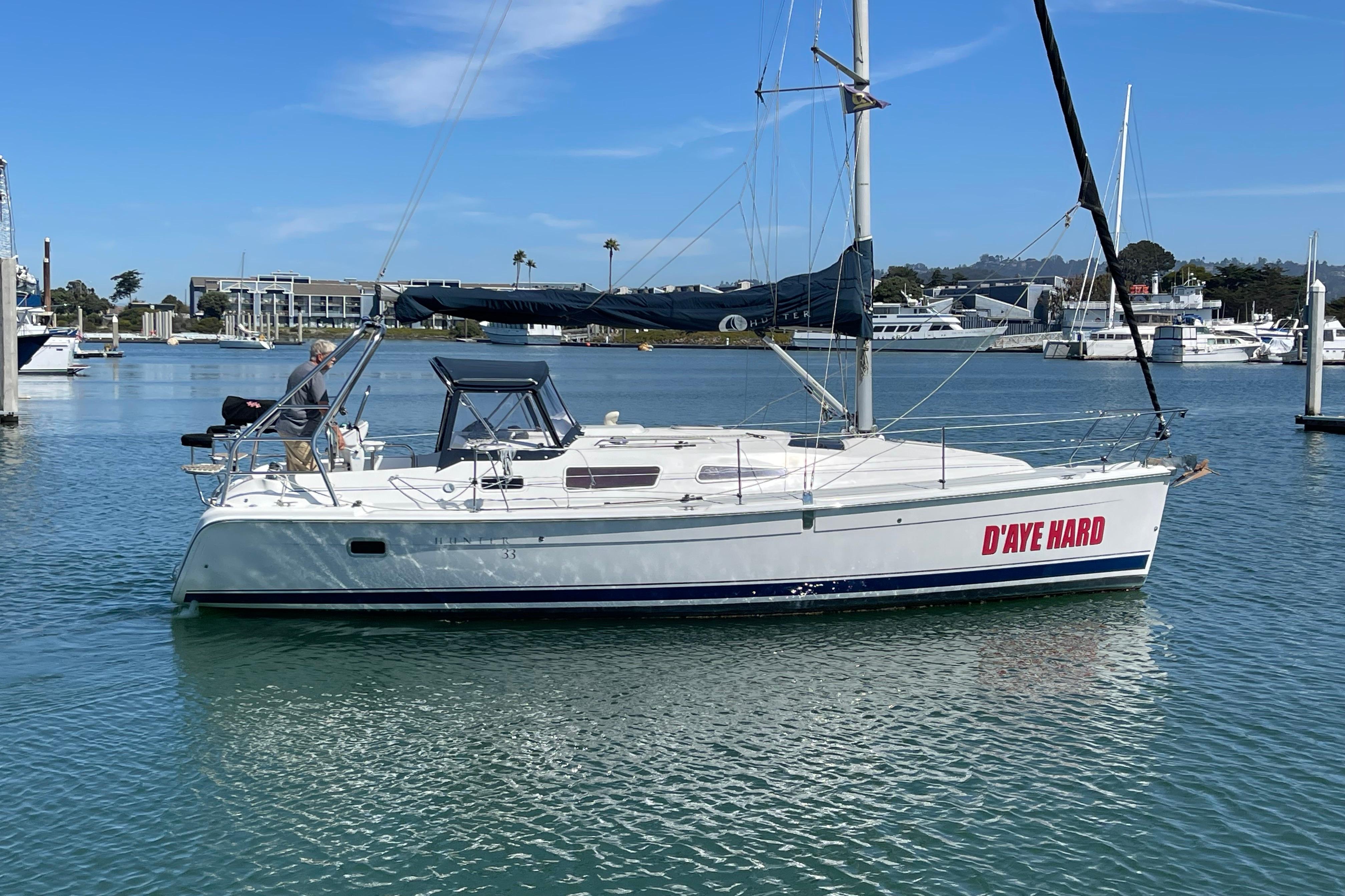 2004 Hunter 33.5
