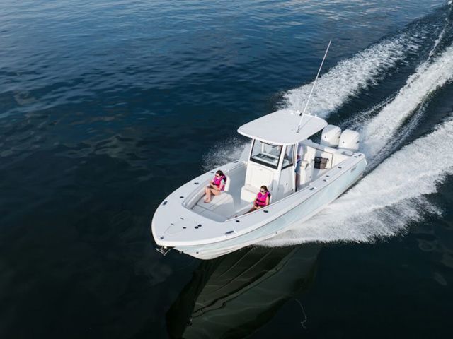 2026 Sea Hunt Gamefish 27 Forward Seating - 17