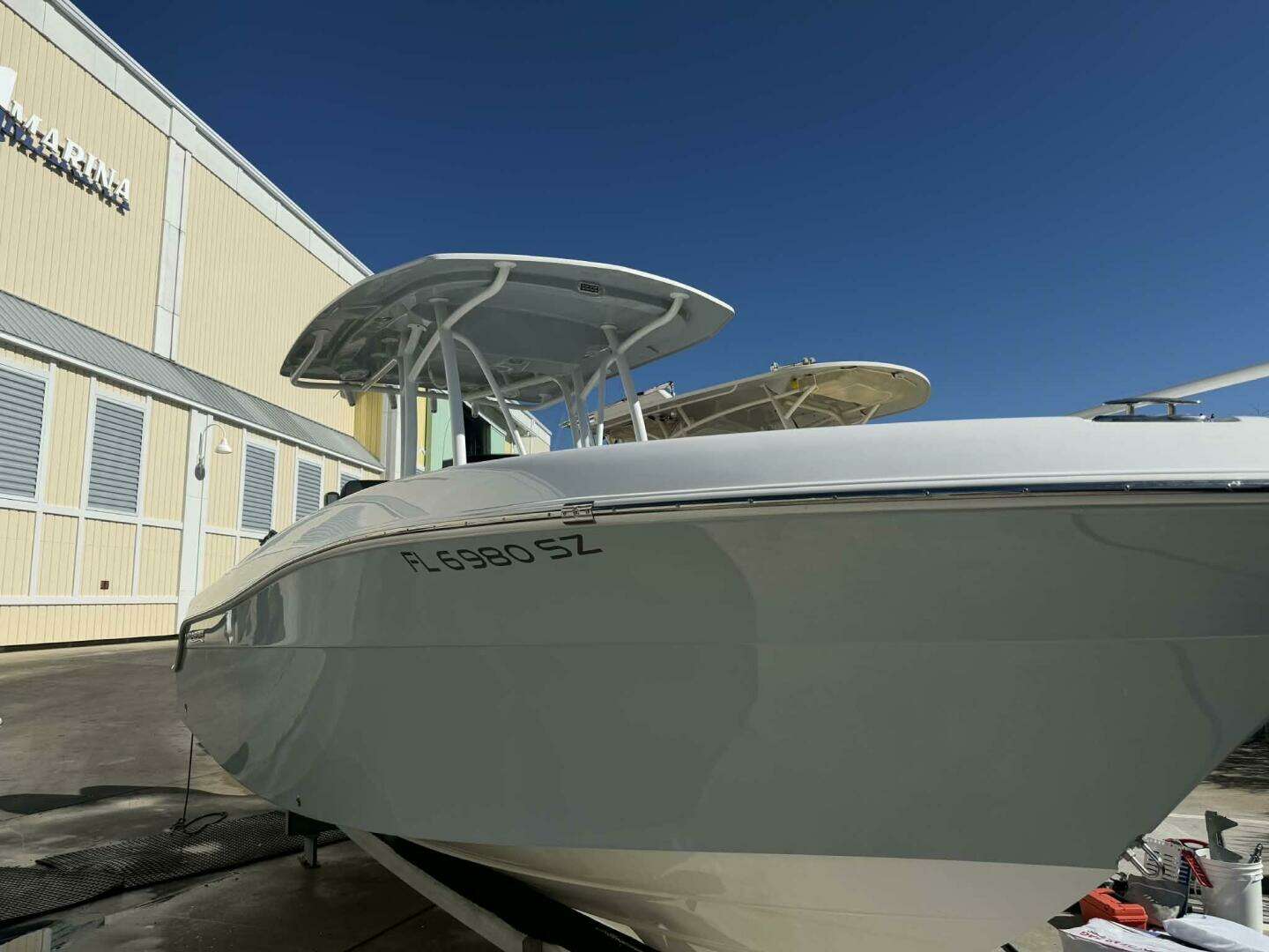 2021 Aquasport 2500 Center Console - Image 33