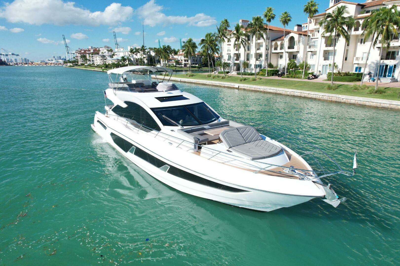 2023 Sunseeker Sport Yacht - Image 6